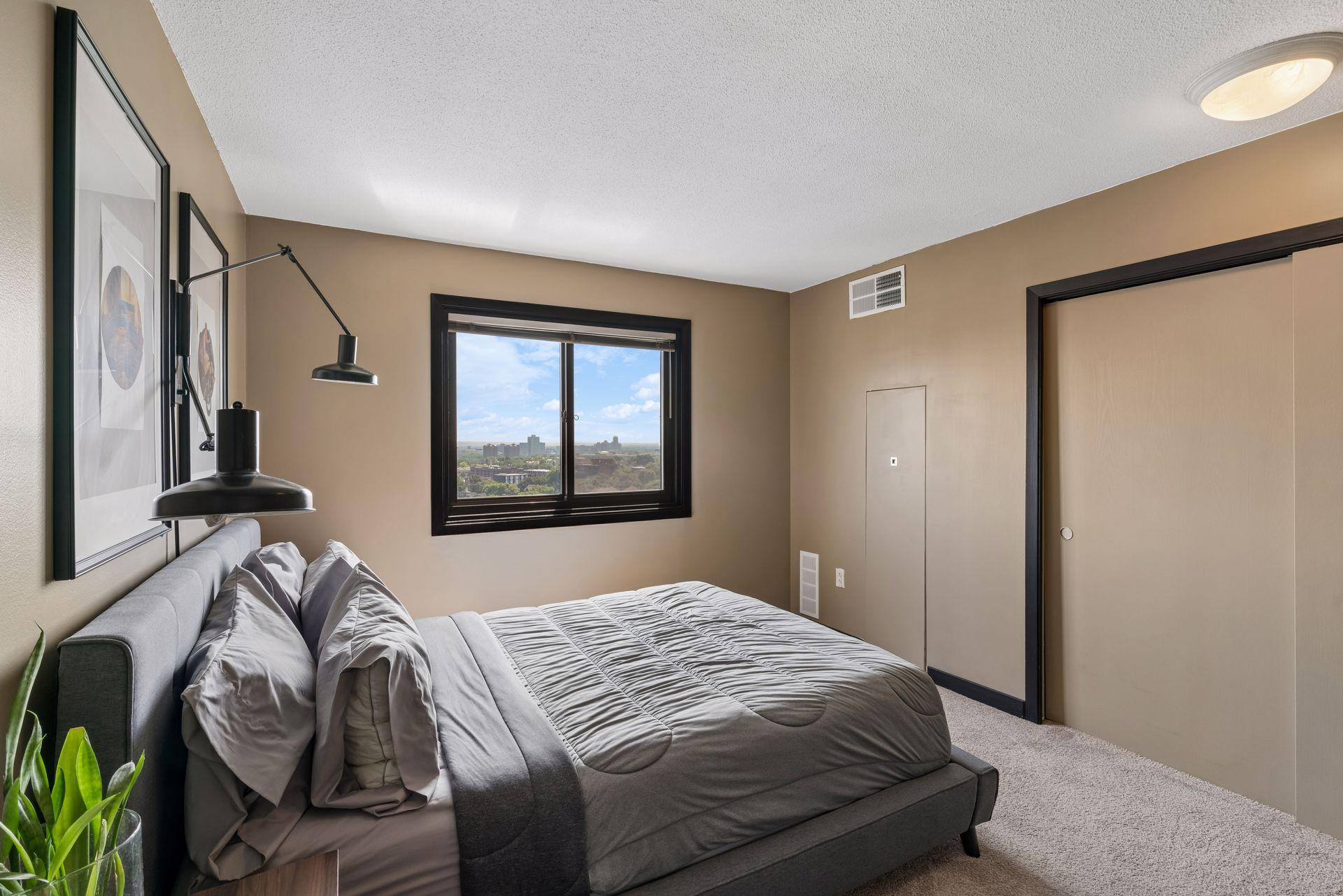 View of Residential at 400 Groveland Avenue #1714, Minneapolis MN 55403, Minneapolis (45 of 89) - Mike Wilen | Minnesota Team Real Estate
