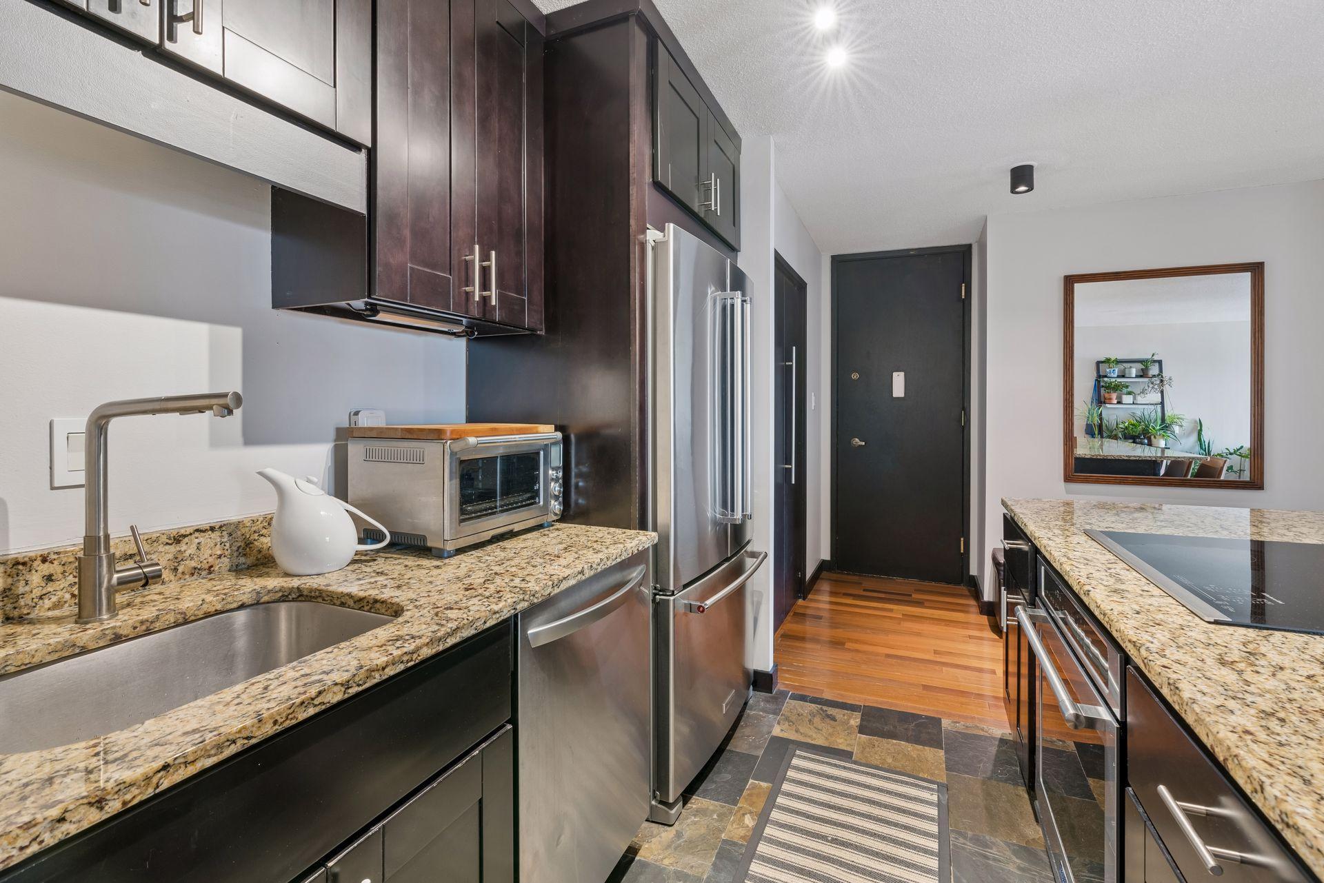 View of Residential at 400 Groveland Avenue #1714, Minneapolis MN 55403, Minneapolis (29 of 89) - Mike Wilen | Minnesota Team Real Estate