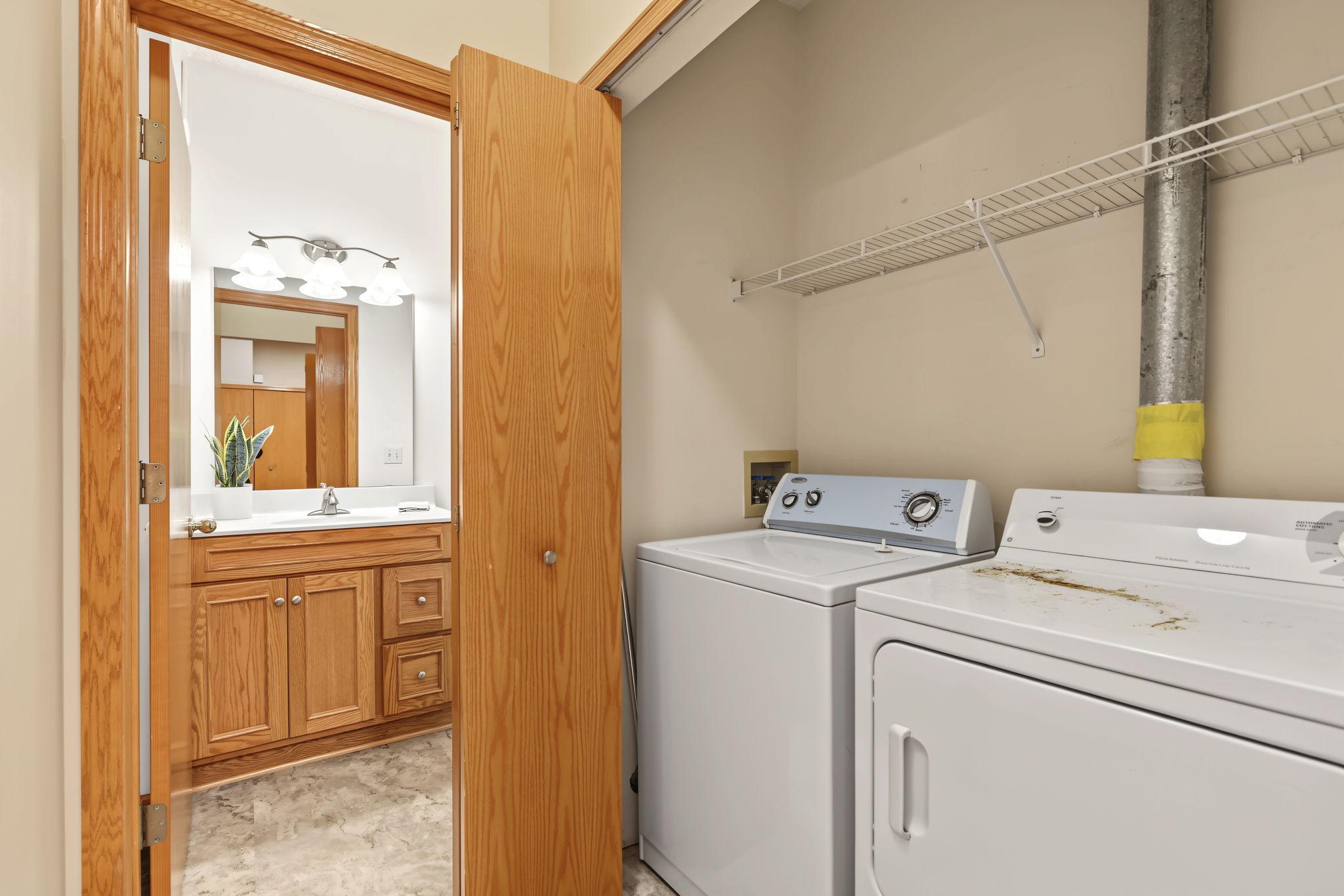View of Residential at 8399 Kimball Drive, Eden Prairie MN 55347, Eden Prairie (15 of 33) - Mike Wilen | Minnesota Team Real Estate