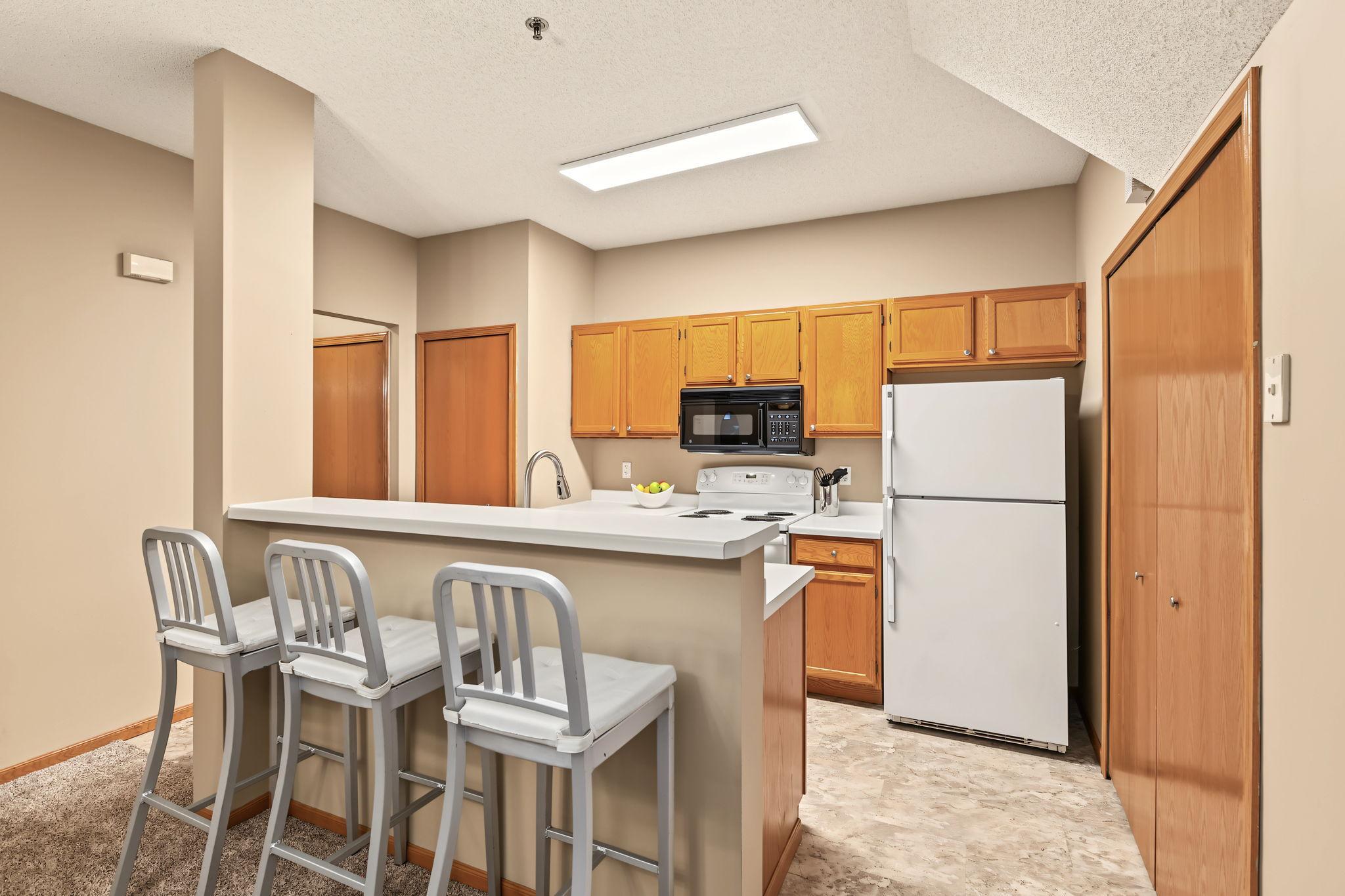 View of Residential at 8399 Kimball Drive, Eden Prairie MN 55347, Eden Prairie (11 of 33) - Mike Wilen | Minnesota Team Real Estate