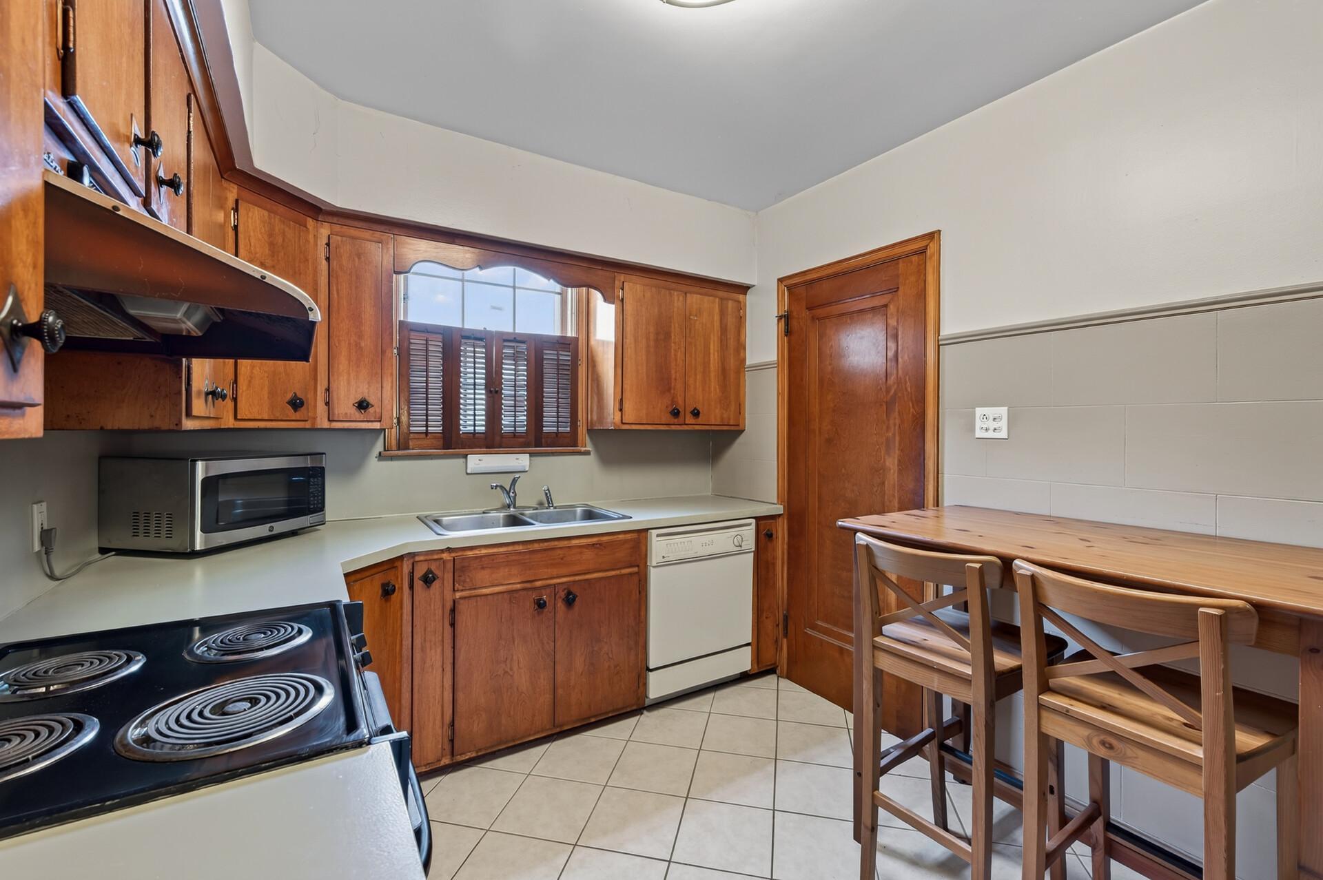 View of Residential at 5715 11th Avenue, Minneapolis MN 55417, Minneapolis (6 of 33) - Mike Wilen | Minnesota Team Real Estate