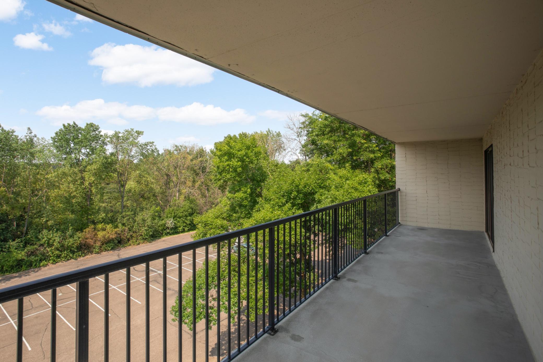 View of Residential at 10521 Cedar Lake Road #519, Minnetonka MN 55305, Minnetonka (28 of 40) - Mike Wilen | Minnesota Team Real Estate