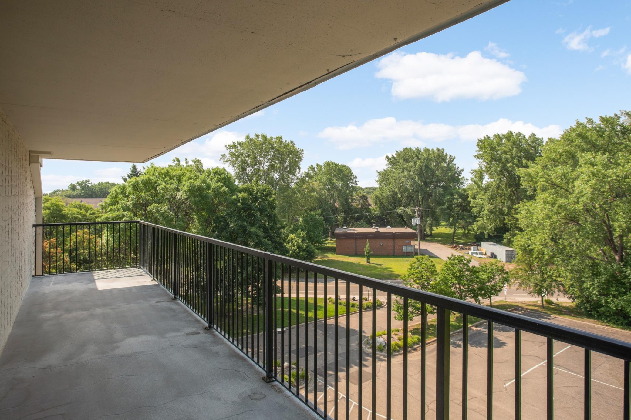 View of Residential at 10521 Cedar Lake Road #519, Minnetonka MN 55305, Minnetonka (27 of 40) - Mike Wilen | Minnesota Team Real Estate