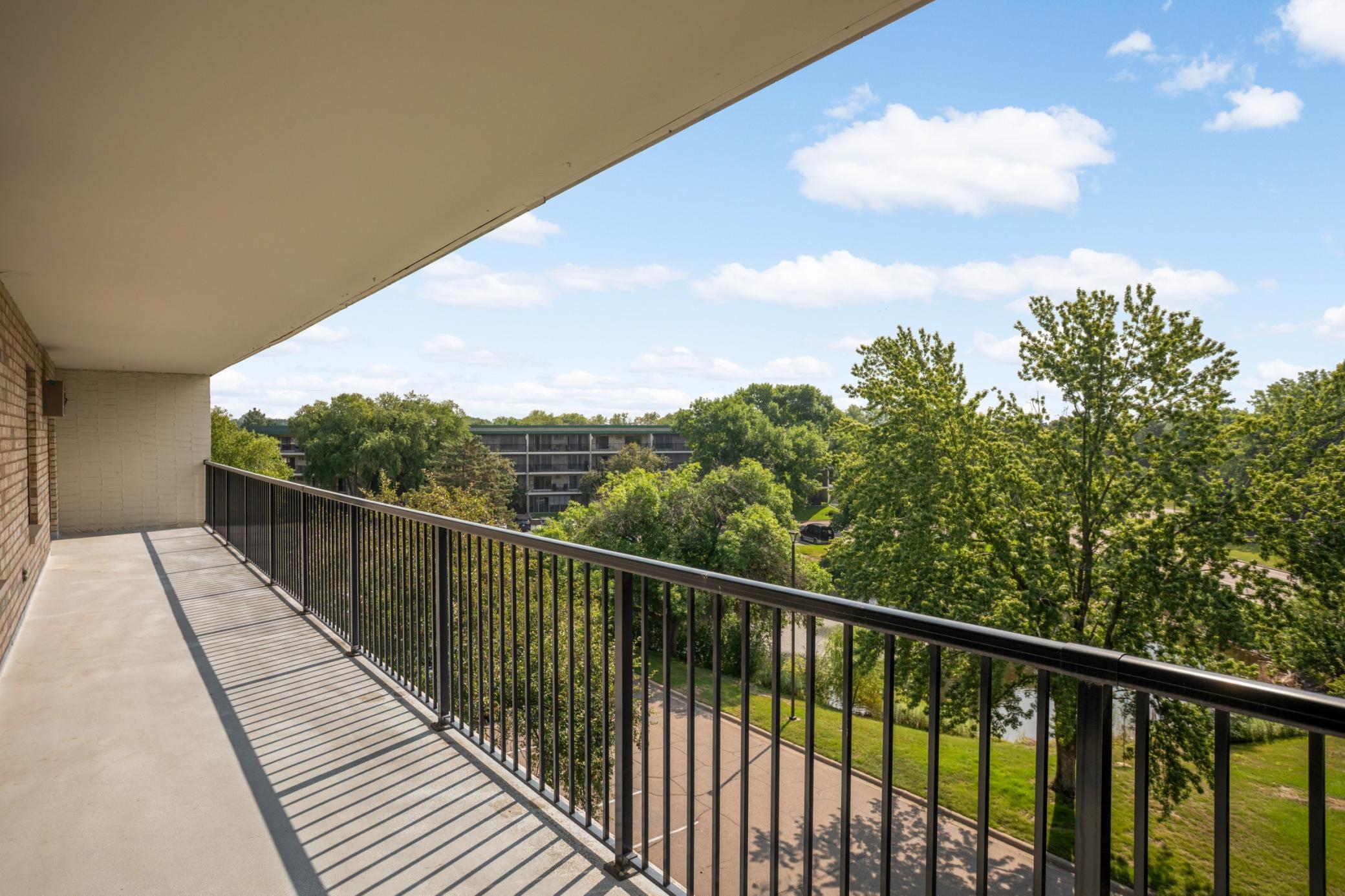 View of Residential at 10521 Cedar Lake Road #519, Minnetonka MN 55305, Minnetonka (24 of 40) - Mike Wilen | Minnesota Team Real Estate