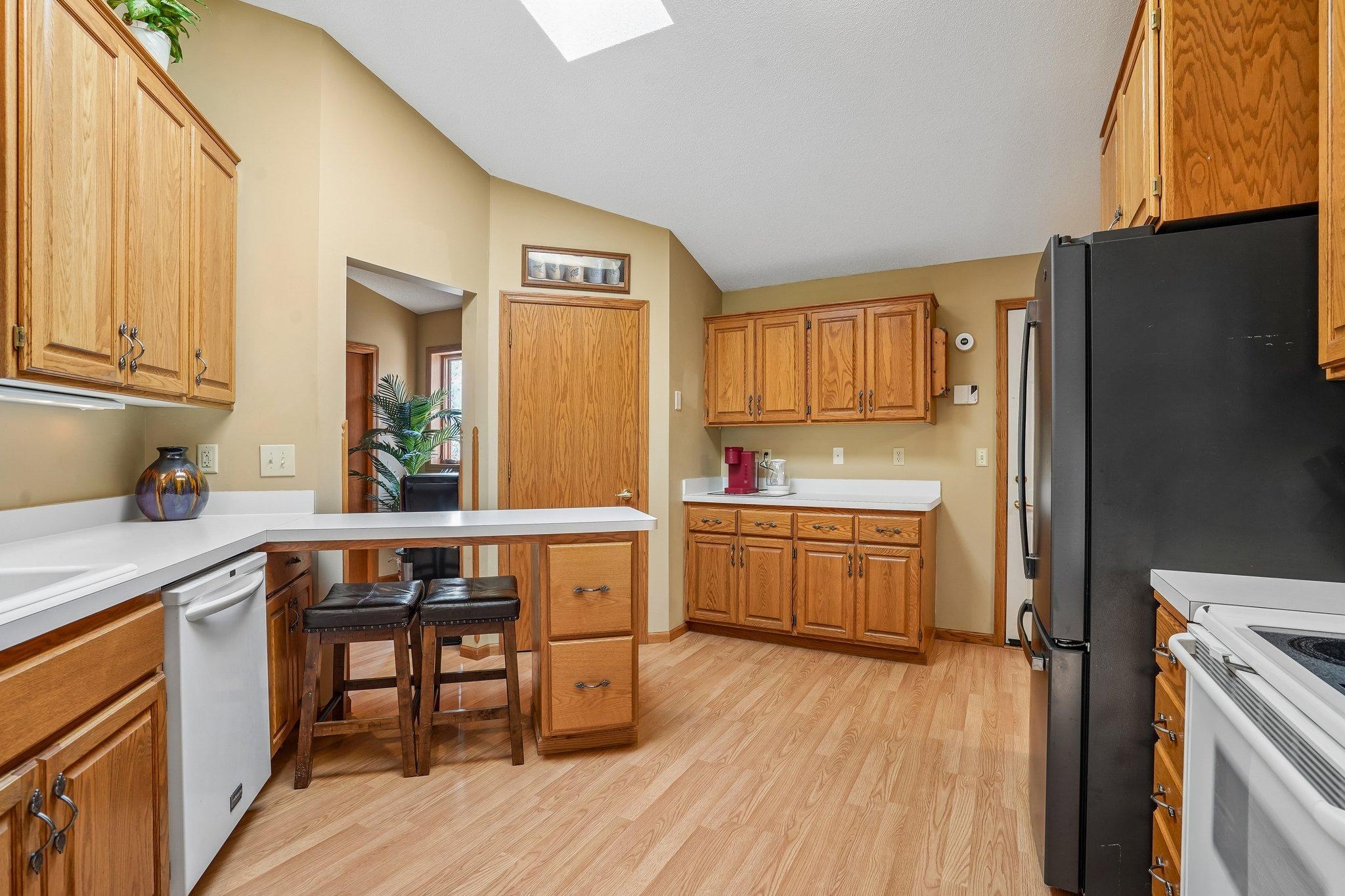 View of Residential at 9126 Windsor Lane, Brooklyn Park MN 55443, Brooklyn Park (10 of 30) - Mike Wilen | Minnesota Team Real Estate