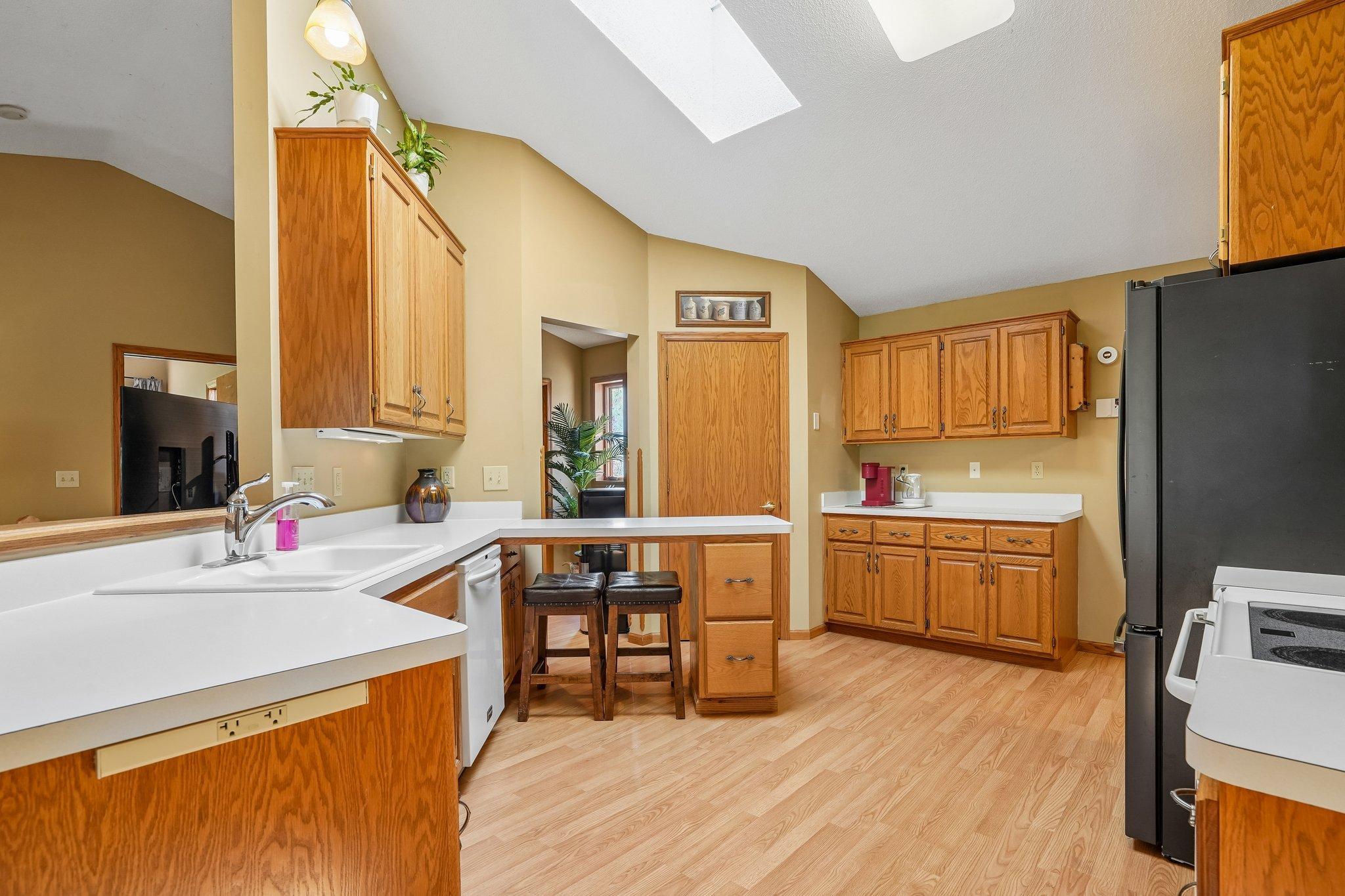 View of Residential at 9126 Windsor Lane, Brooklyn Park MN 55443, Brooklyn Park (6 of 30) - Mike Wilen | Minnesota Team Real Estate