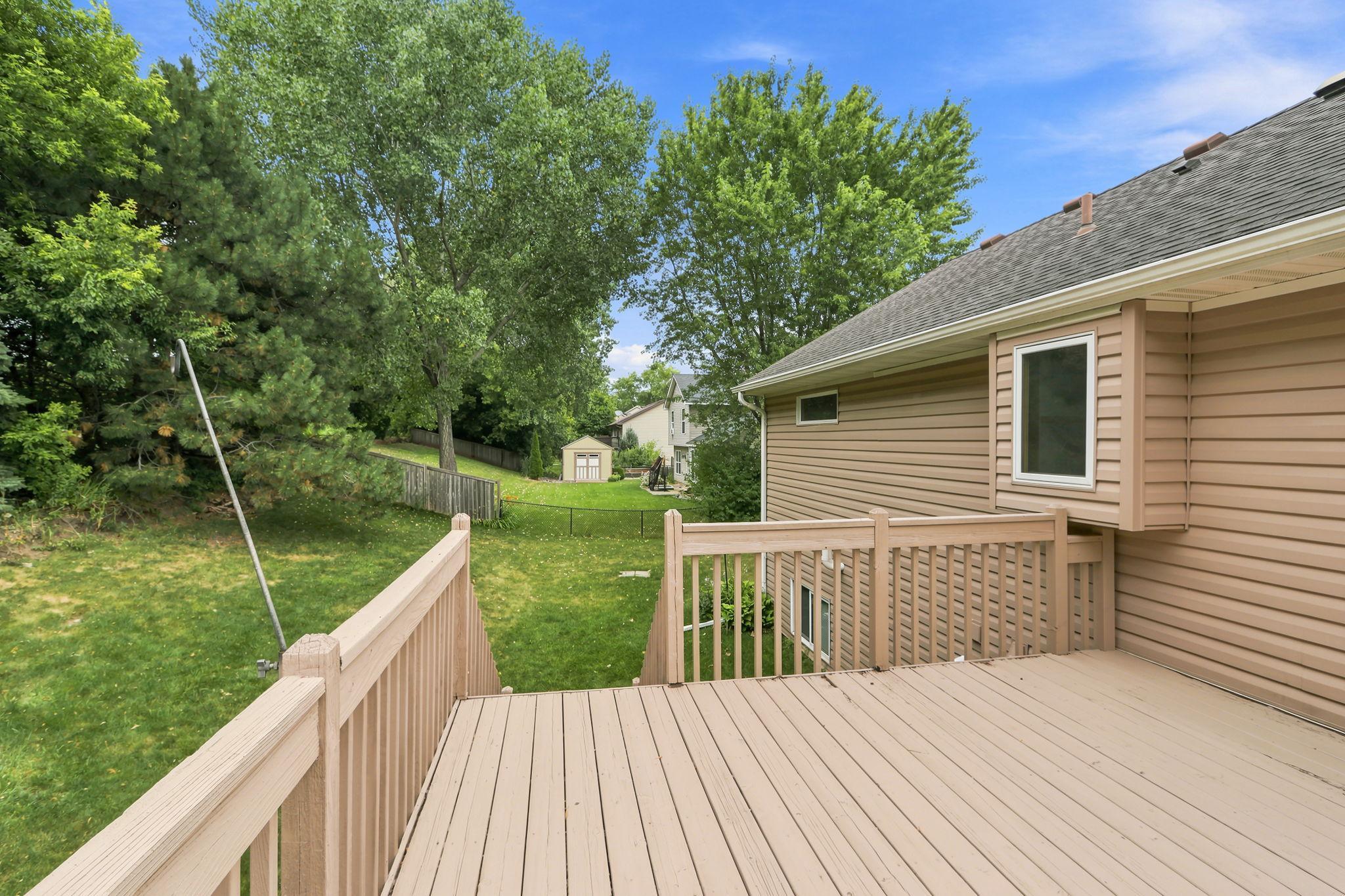 View of Residential at 8182 Lori Lane, Woodbury MN 55125, Woodbury (40 of 42) - Mike Wilen | Minnesota Team Real Estate