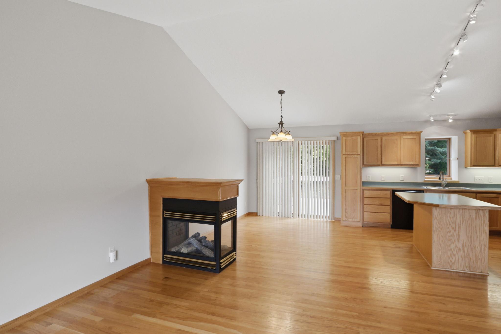 View of Residential at 8182 Lori Lane, Woodbury MN 55125, Woodbury (5 of 42) - Mike Wilen | Minnesota Team Real Estate