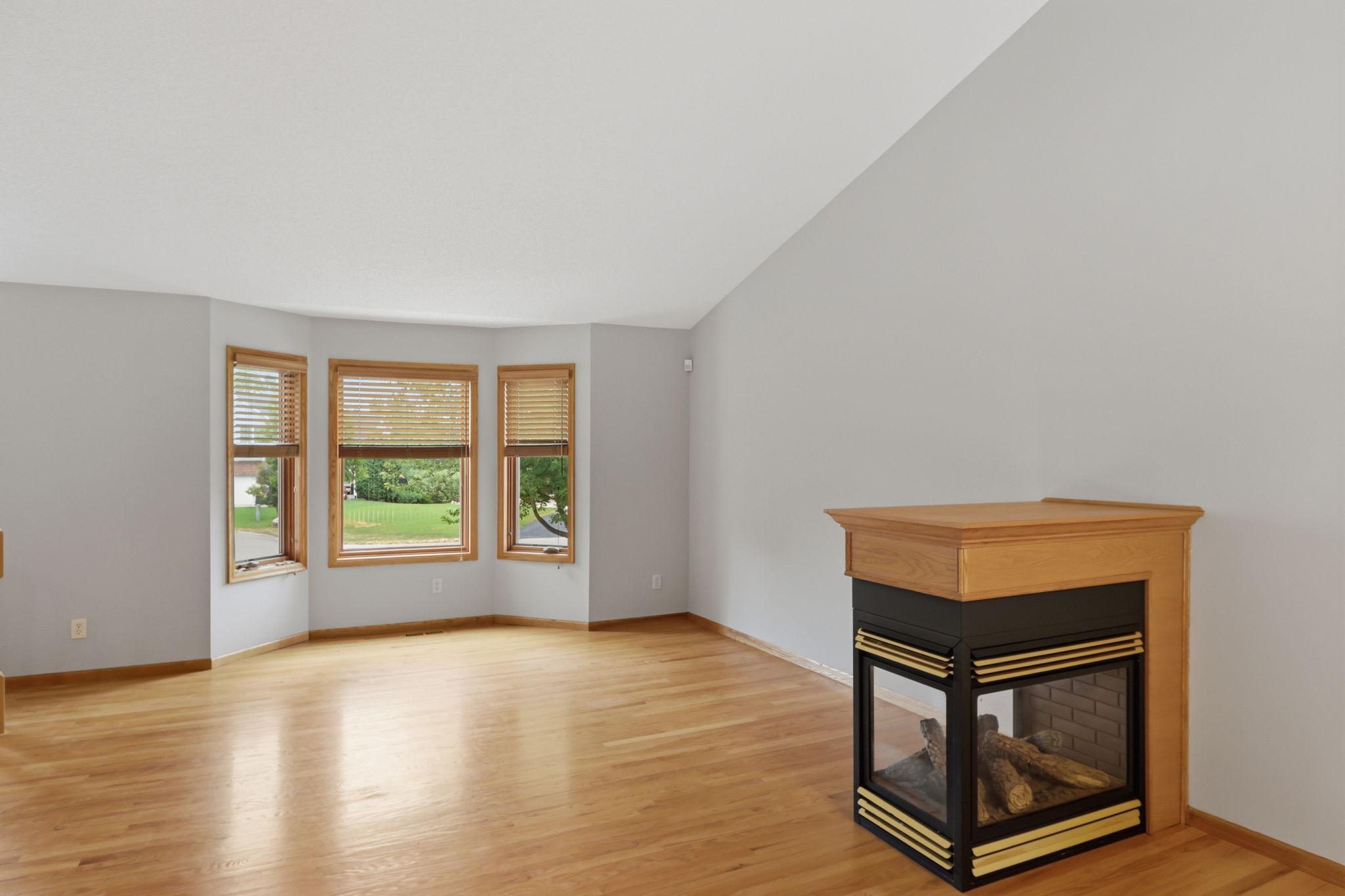 View of Residential at 8182 Lori Lane, Woodbury MN 55125, Woodbury (2 of 42) - Mike Wilen | Minnesota Team Real Estate