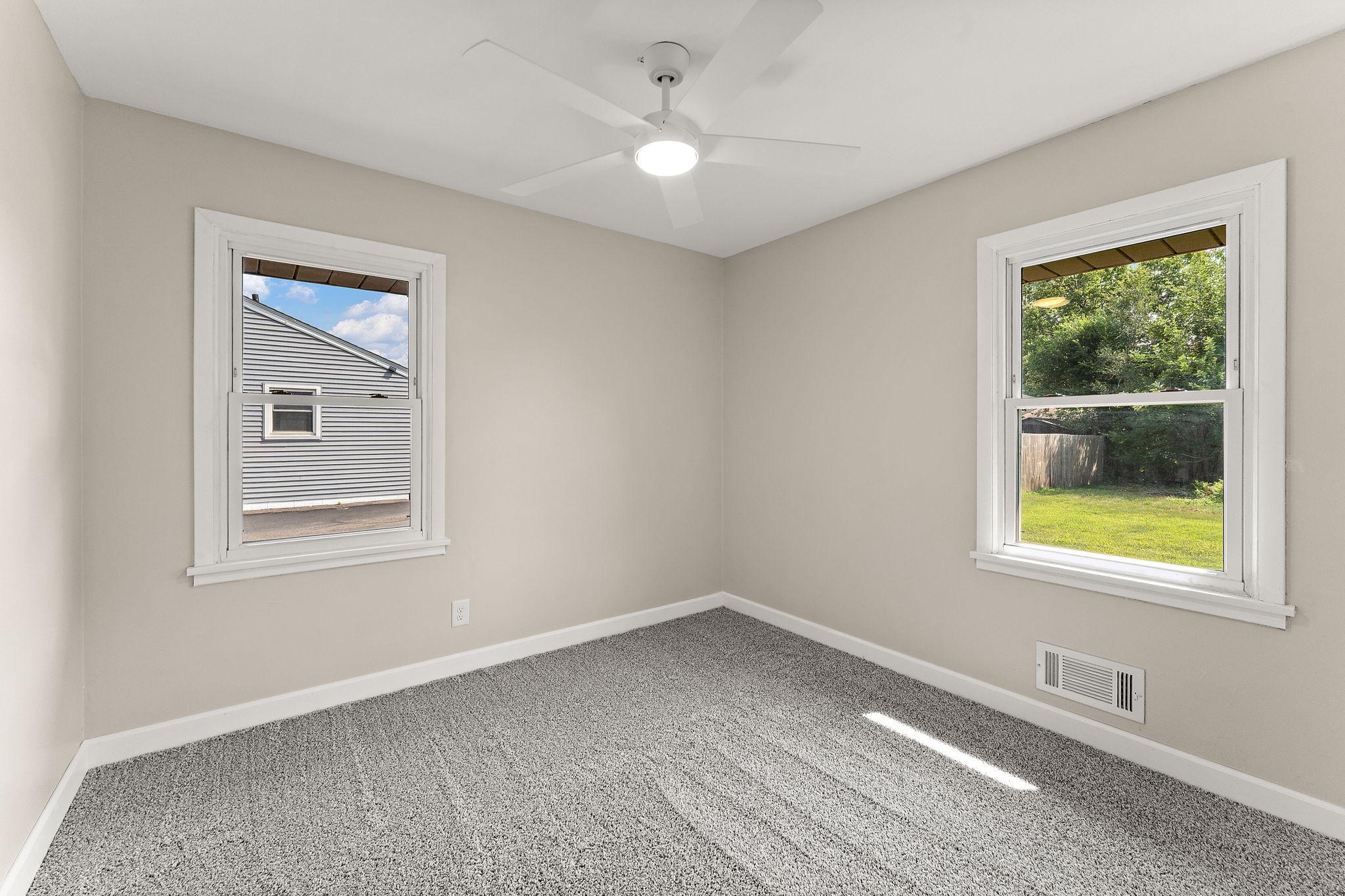 View of Residential at 5906 Dupont Avenue, Brooklyn Center MN 55430, Brooklyn Center (17 of 32) - Mike Wilen | Minnesota Team Real Estate