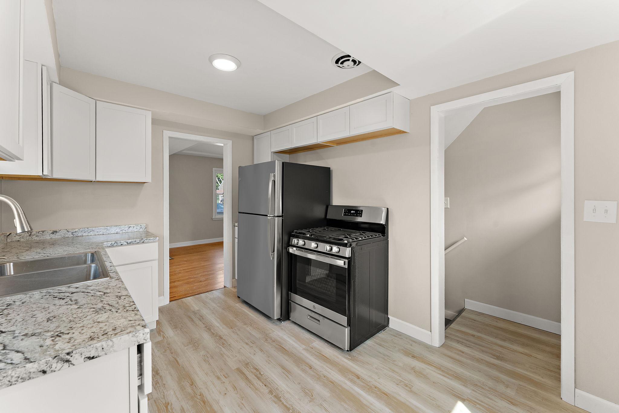 View of Residential at 5906 Dupont Avenue, Brooklyn Center MN 55430, Brooklyn Center (14 of 32) - Mike Wilen | Minnesota Team Real Estate