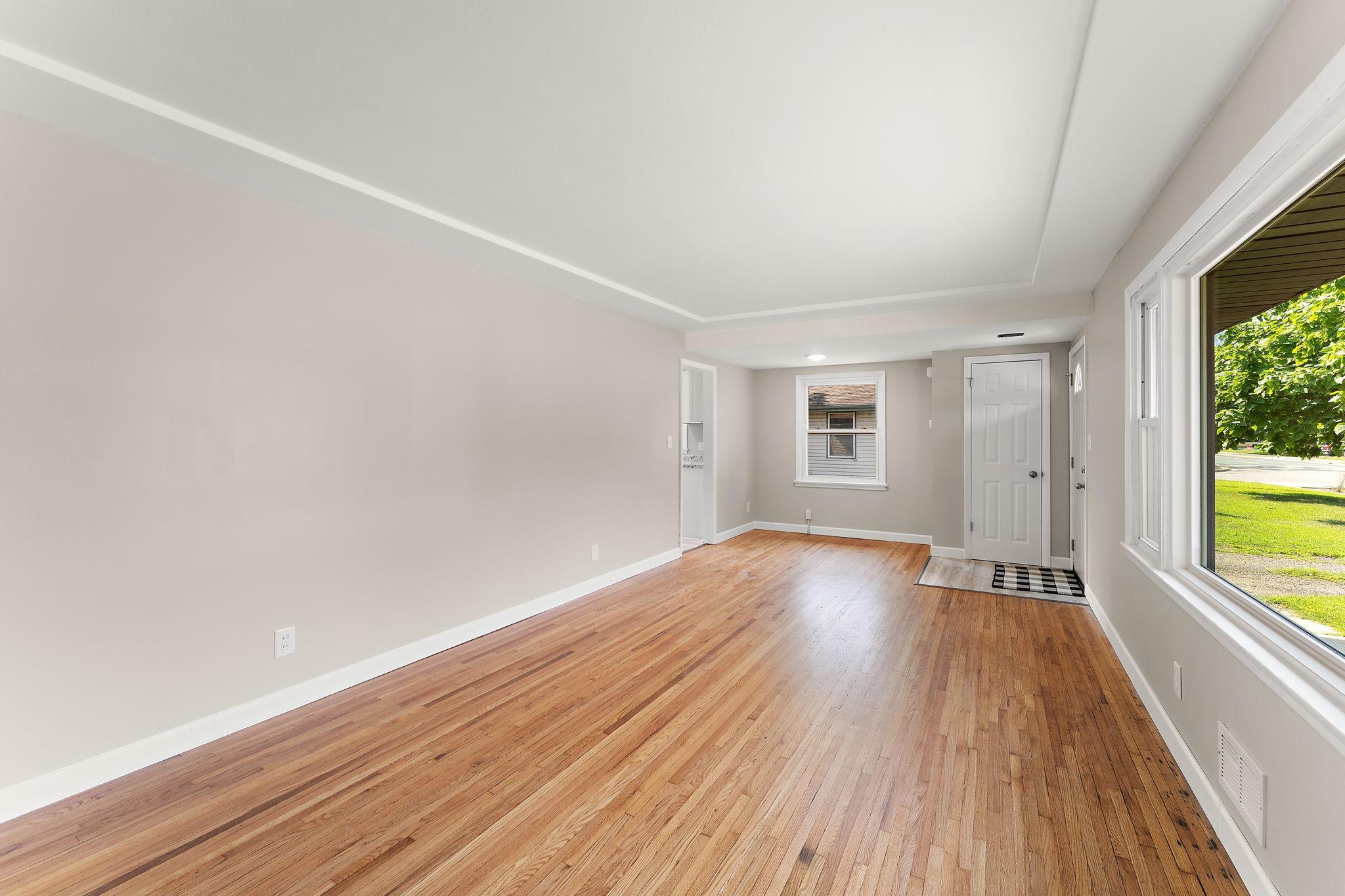 View of Residential at 5906 Dupont Avenue, Brooklyn Center MN 55430, Brooklyn Center (11 of 32) - Mike Wilen | Minnesota Team Real Estate