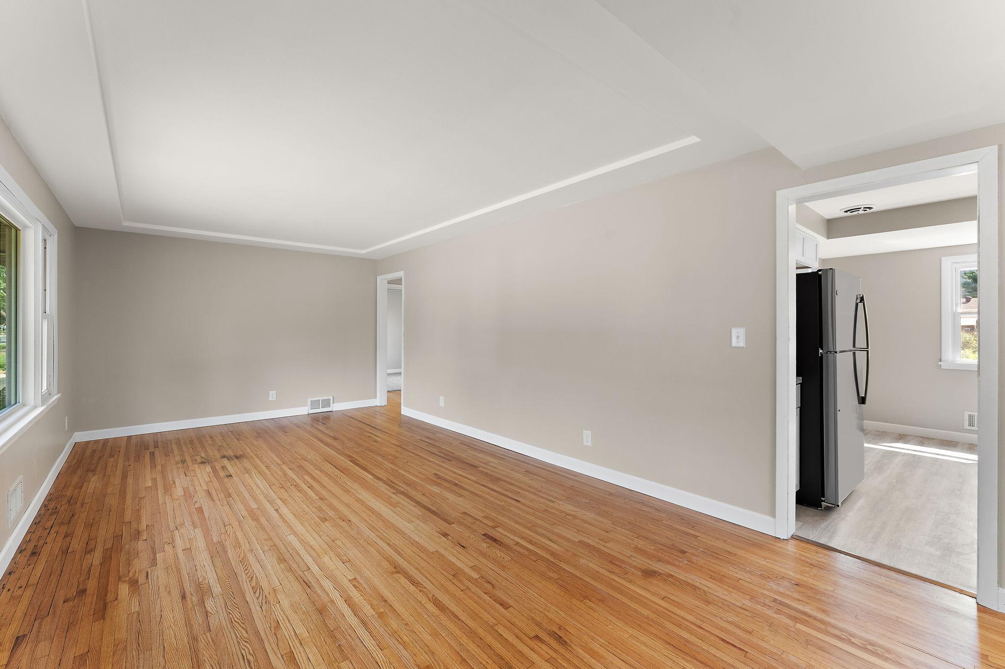 View of Residential at 5906 Dupont Avenue, Brooklyn Center MN 55430, Brooklyn Center (12 of 32) - Mike Wilen | Minnesota Team Real Estate