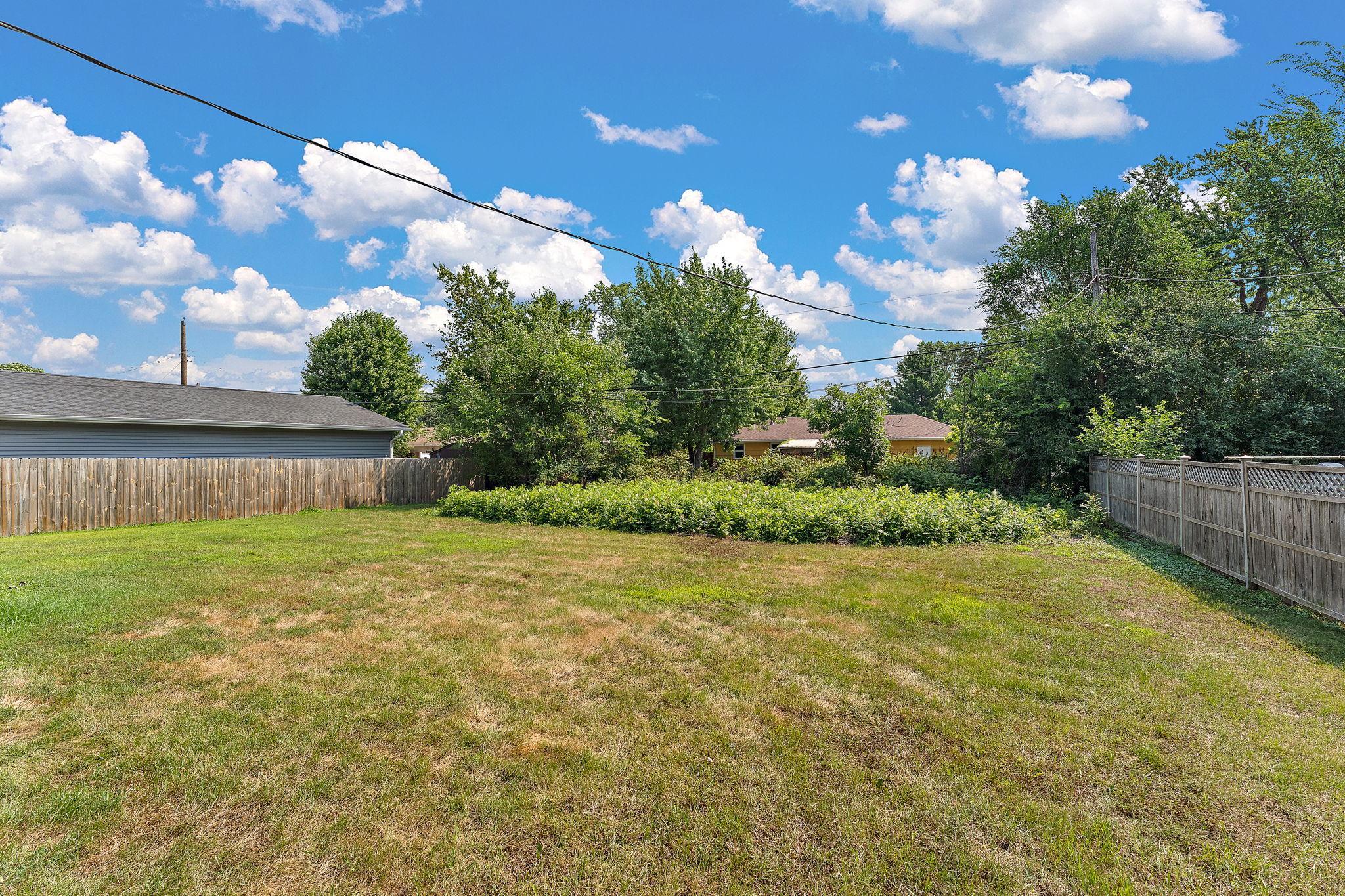 View of Residential at 5906 Dupont Avenue, Brooklyn Center MN 55430, Brooklyn Center (29 of 32) - Mike Wilen | Minnesota Team Real Estate