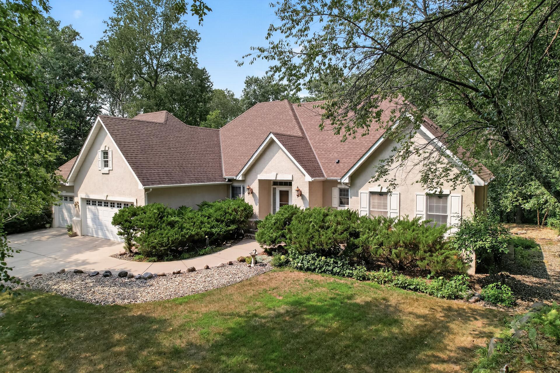 View of Residential at 2706 Woods Trail, Burnsville MN 55306, Burnsville (44 of 48) - Mike Wilen | Minnesota Team Real Estate
