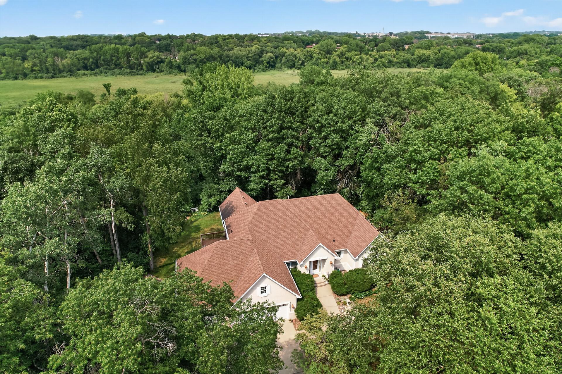 View of Residential at 2706 Woods Trail, Burnsville MN 55306, Burnsville (40 of 48) - Mike Wilen | Minnesota Team Real Estate