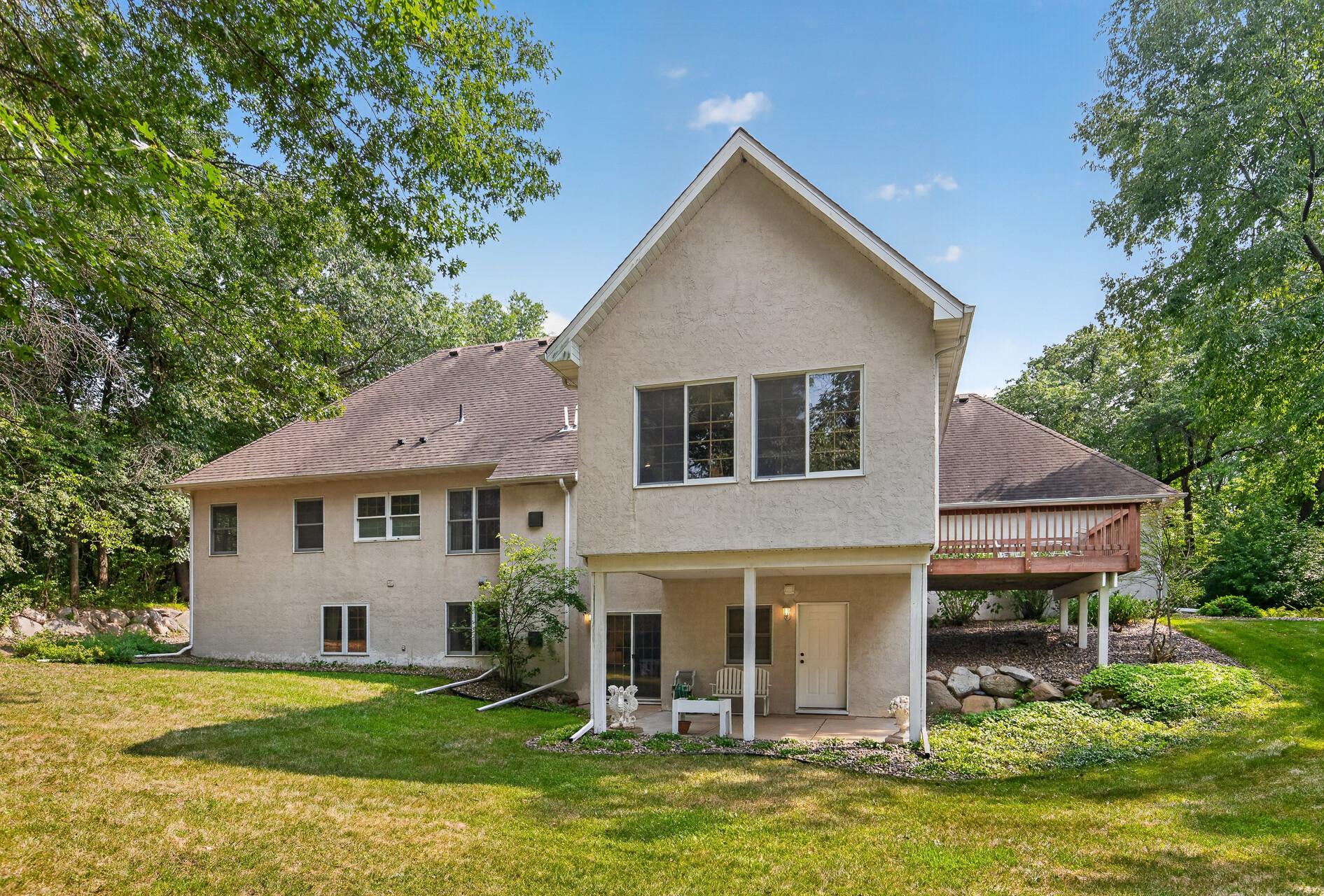 View of Residential at 2706 Woods Trail, Burnsville MN 55306, Burnsville (37 of 48) - Mike Wilen | Minnesota Team Real Estate