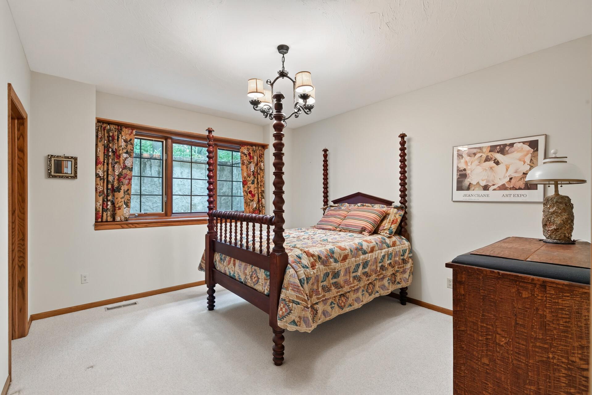 View of Residential at 2706 Woods Trail, Burnsville MN 55306, Burnsville (27 of 48) - Mike Wilen | Minnesota Team Real Estate