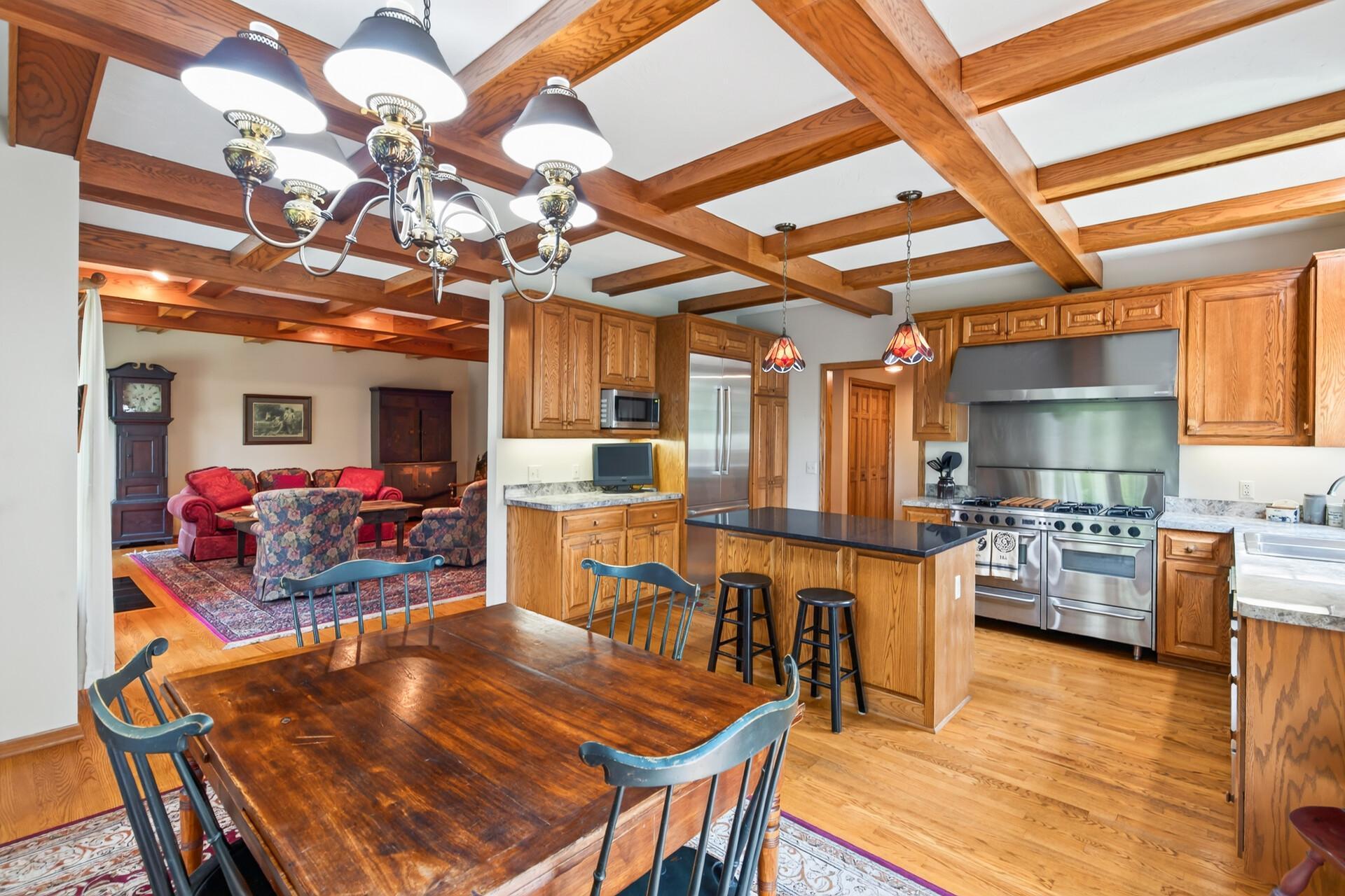 View of Residential at 2706 Woods Trail, Burnsville MN 55306, Burnsville (11 of 48) - Mike Wilen | Minnesota Team Real Estate