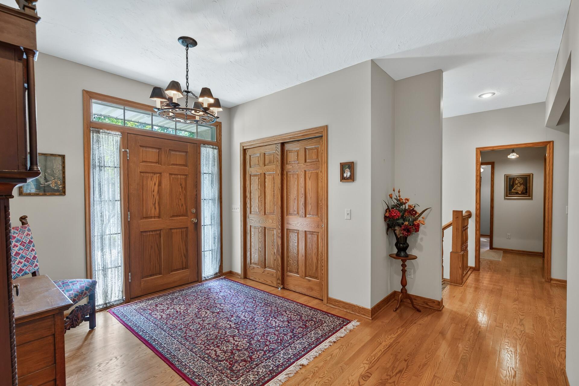 View of Residential at 2706 Woods Trail, Burnsville MN 55306, Burnsville (3 of 48) - Mike Wilen | Minnesota Team Real Estate