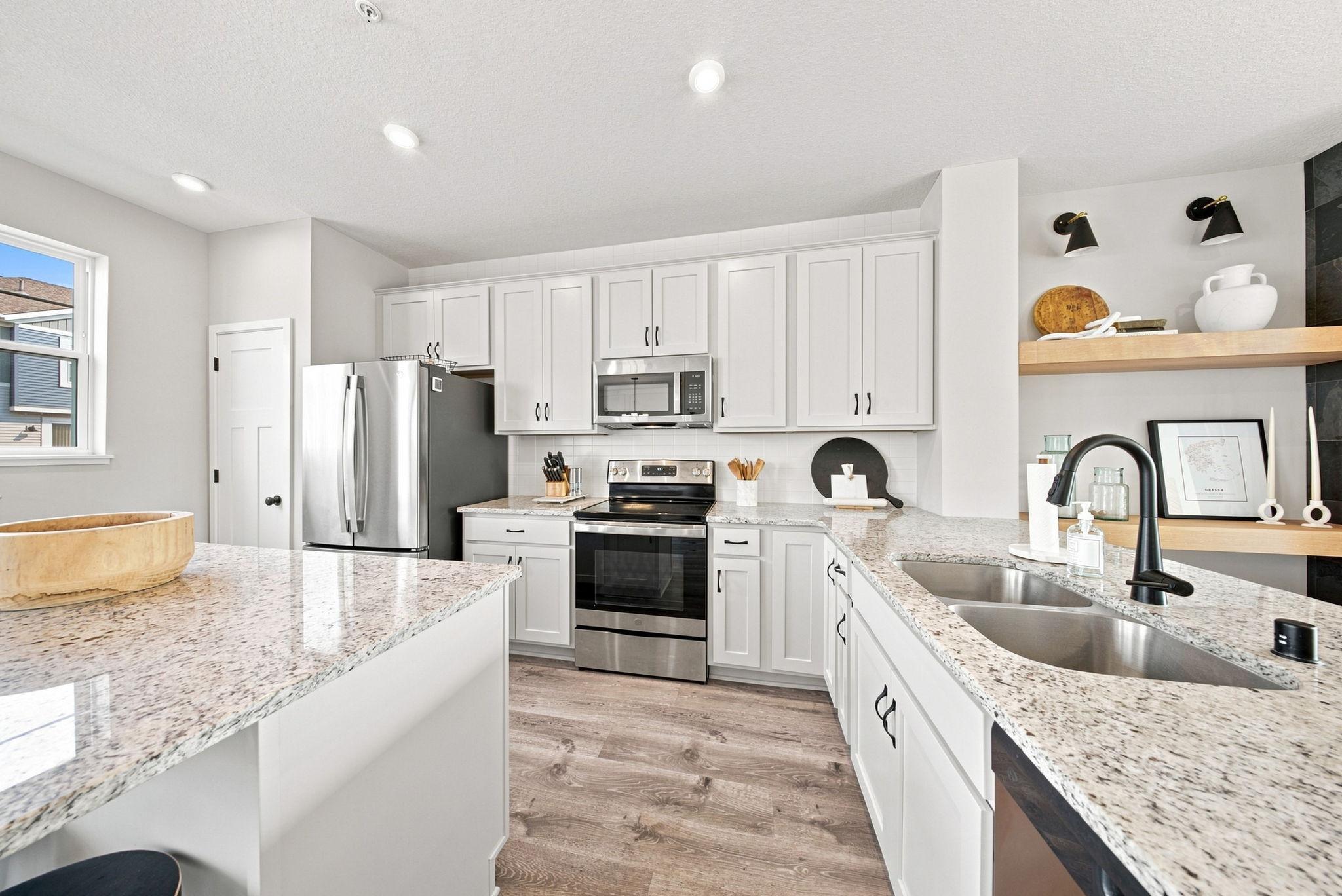 View of Residential at 2217 Gateway Curve, North Saint Paul MN 55109, North Saint Paul (8 of 30) - Mike Wilen | Minnesota Team Real Estate