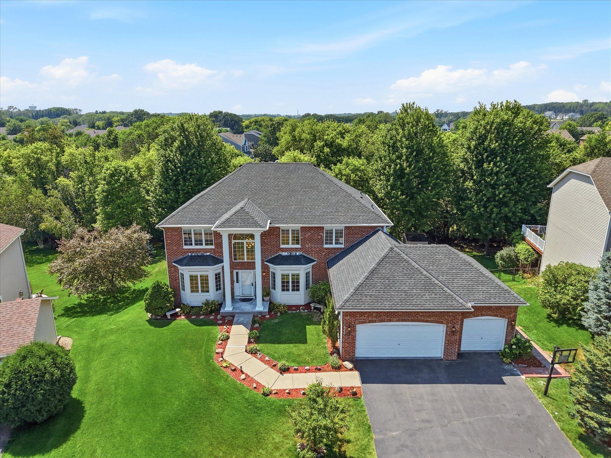 View of Single Family at 6262 Hedgecroft Avenue, Cottage Grove - Mike Wilen | Minnesota Team Real Estate