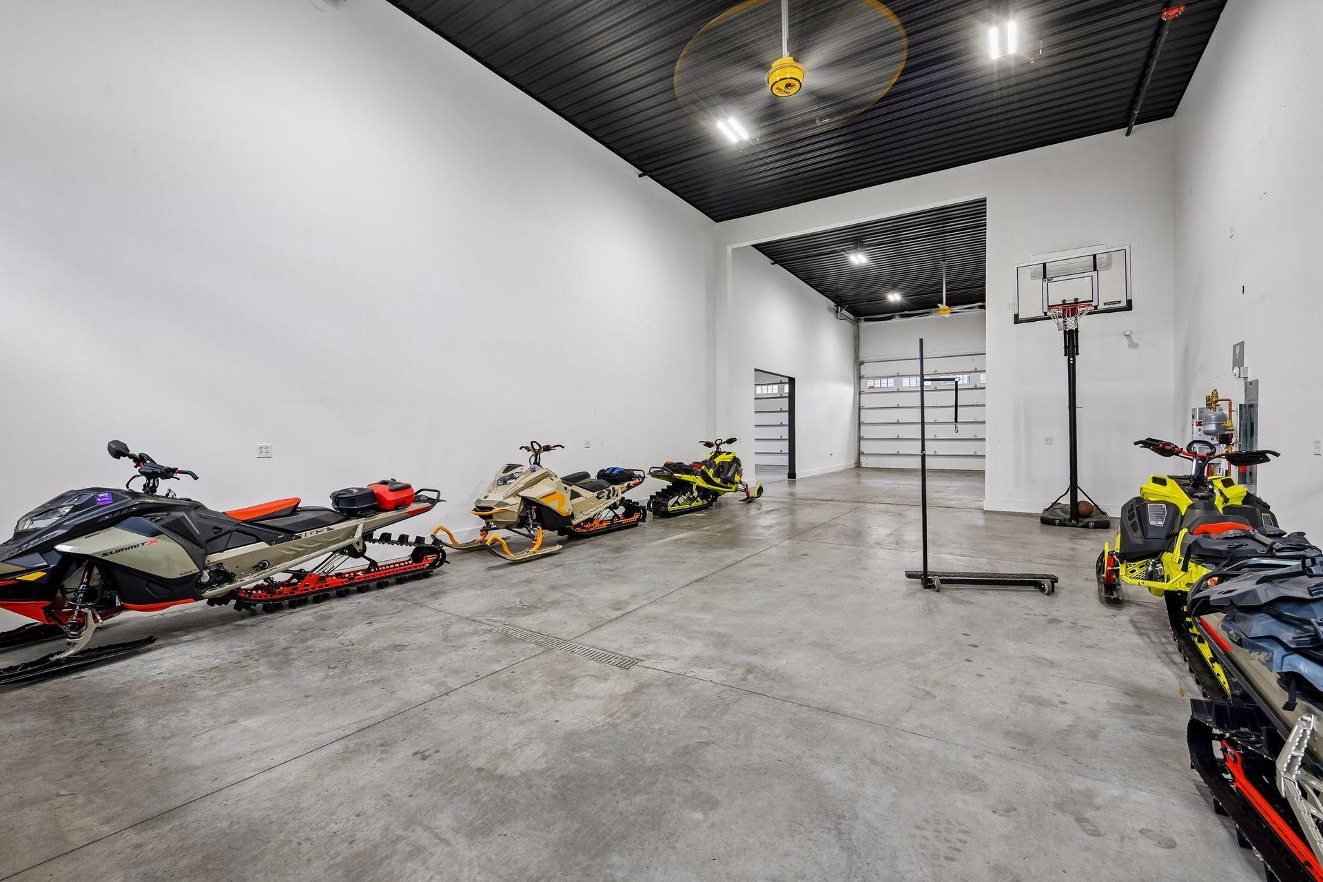 View of Commercial Sale at 3500 Arrowhead Drive #6, Medina MN 55340, Medina (2 of 5) - Mike Wilen | Minnesota Team Real Estate