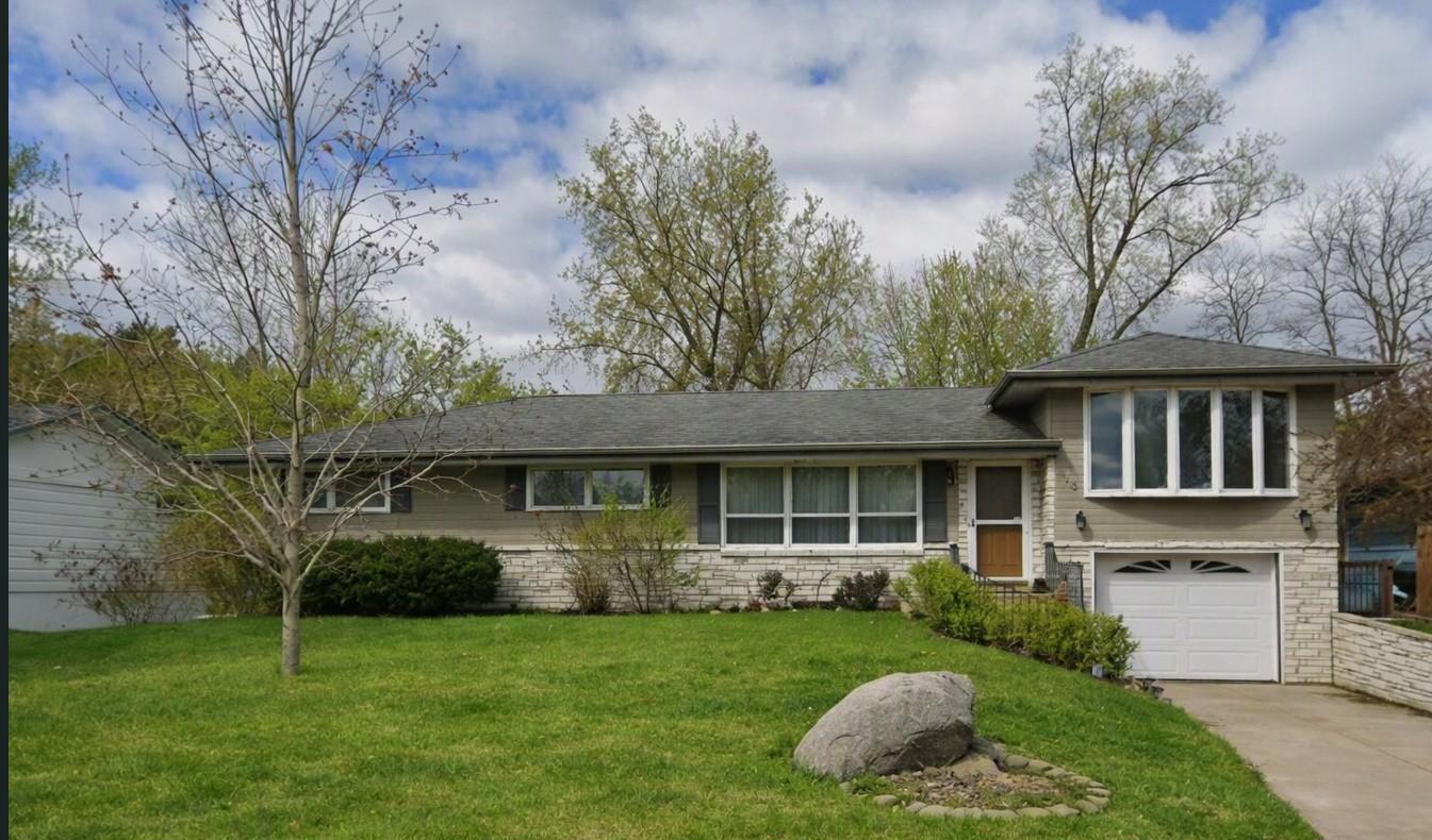 View of Residential at 810 Oakwood Drive, New Brighton MN 55112, New Brighton (2 of 68) - Mike Wilen | Minnesota Team Real Estate