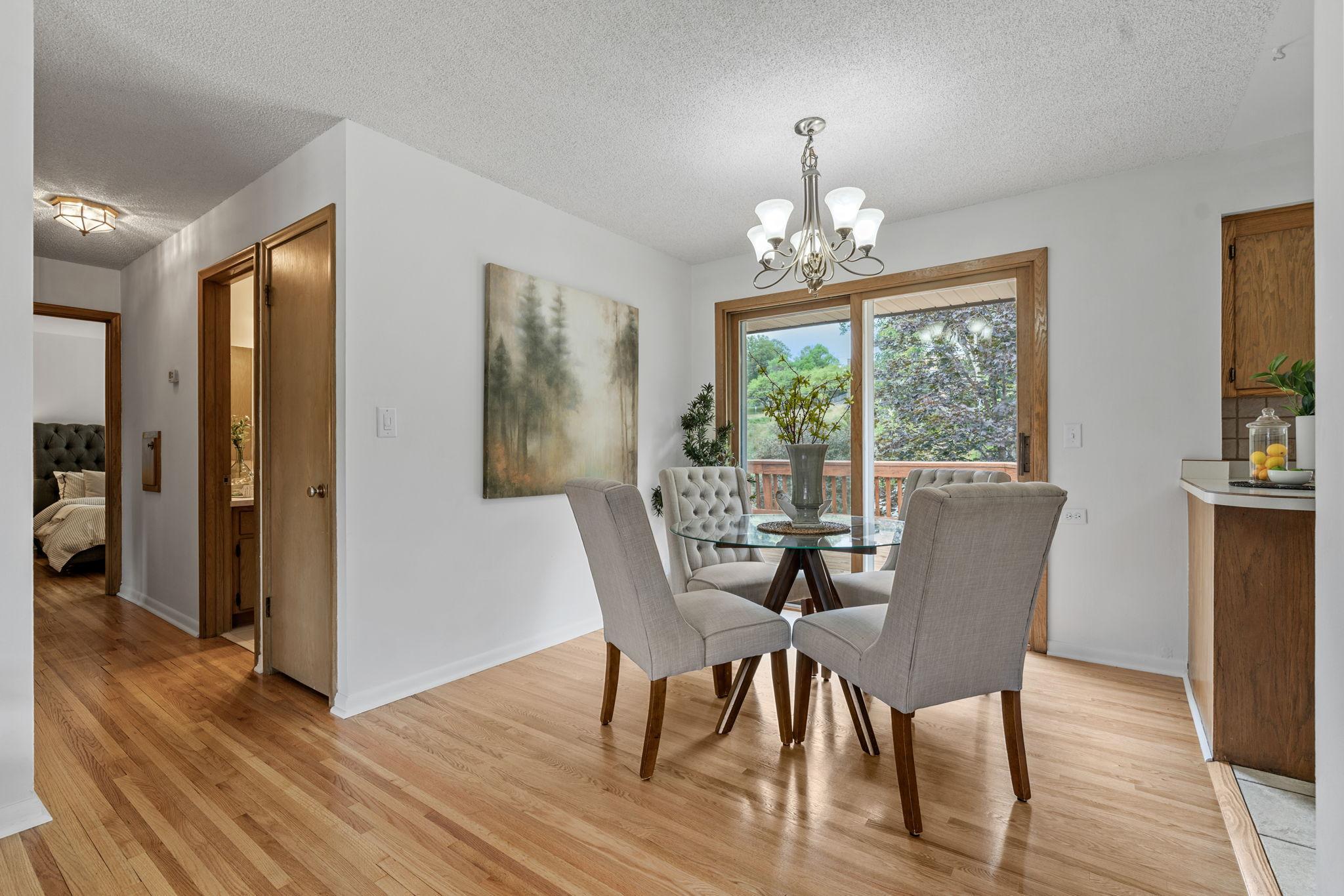 View of Residential at 810 Oakwood Drive, New Brighton MN 55112, New Brighton (13 of 68) - Mike Wilen | Minnesota Team Real Estate