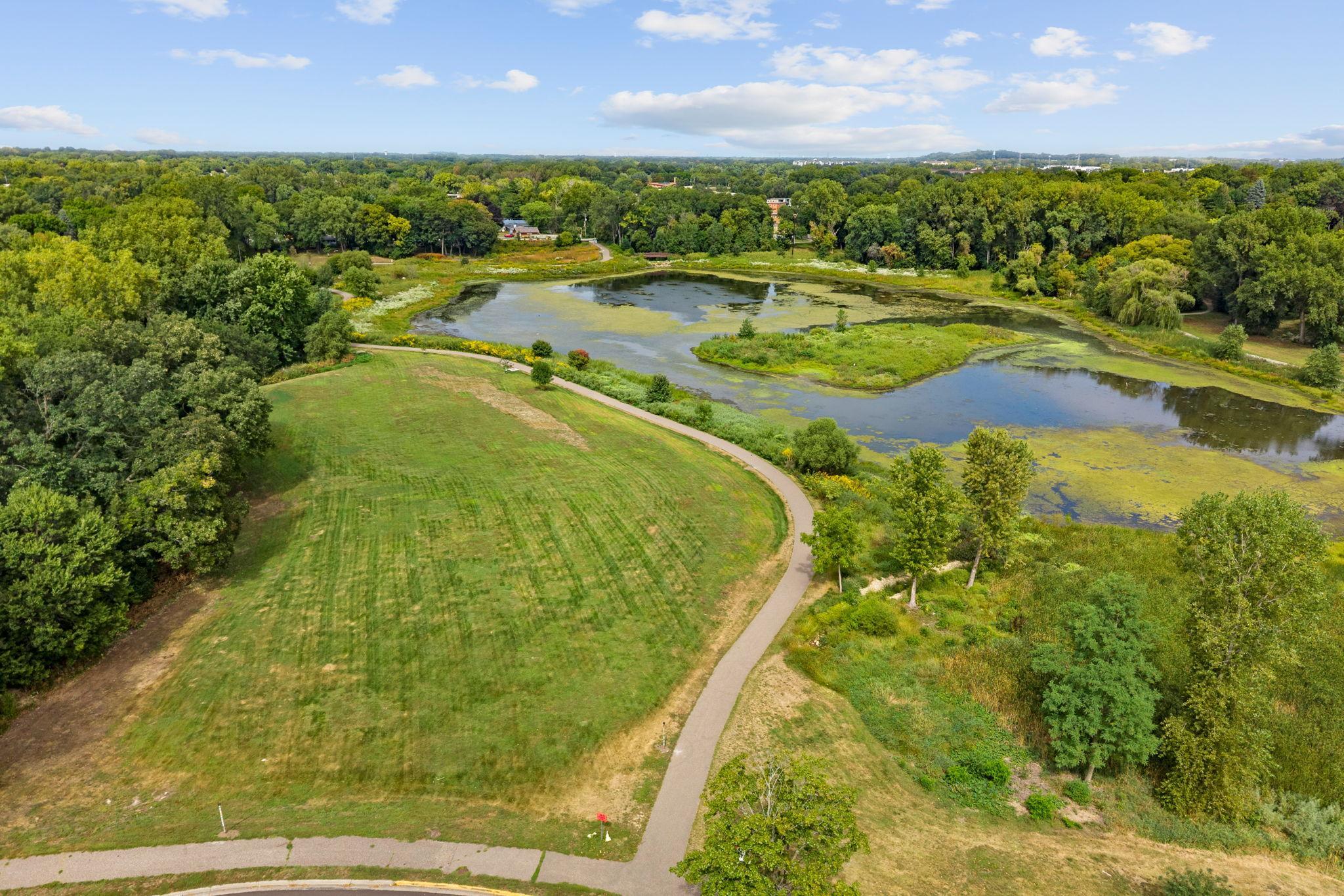 View of Residential at 810 Oakwood Drive, New Brighton MN 55112, New Brighton (62 of 68) - Mike Wilen | Minnesota Team Real Estate