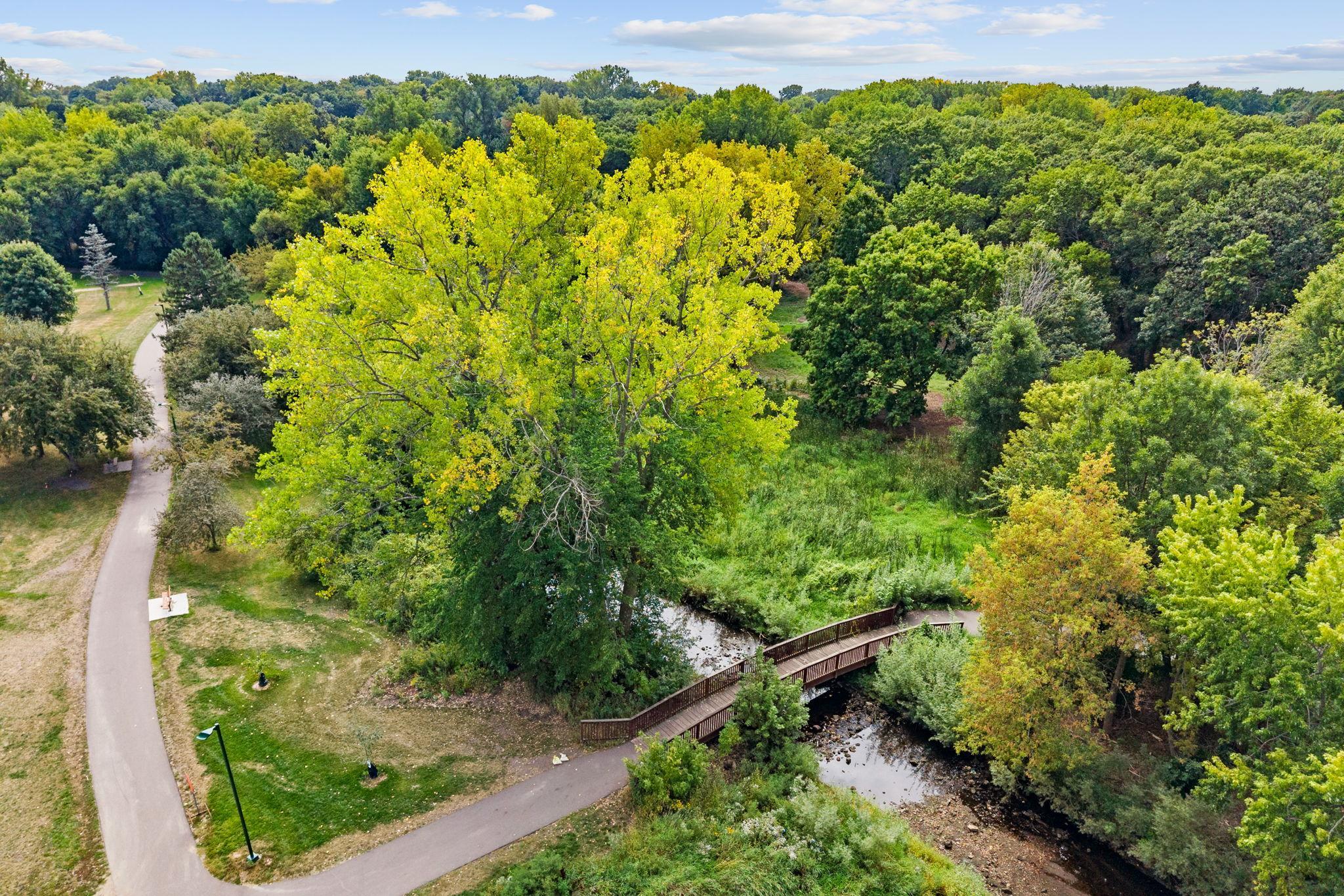 View of Residential at 810 Oakwood Drive, New Brighton MN 55112, New Brighton (59 of 68) - Mike Wilen | Minnesota Team Real Estate
