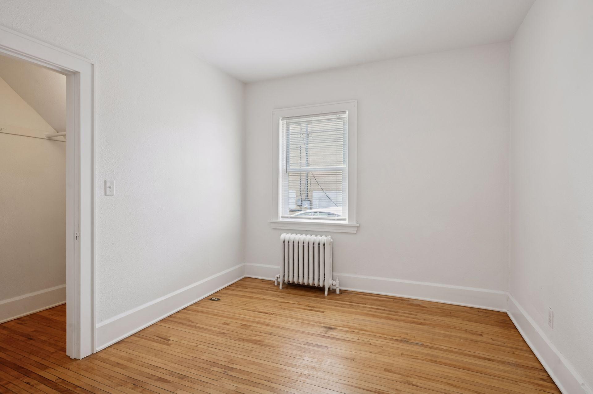 View of Residential Income at 610 26th Street, Minneapolis MN 55405, Minneapolis (12 of 31) - Mike Wilen | Minnesota Team Real Estate