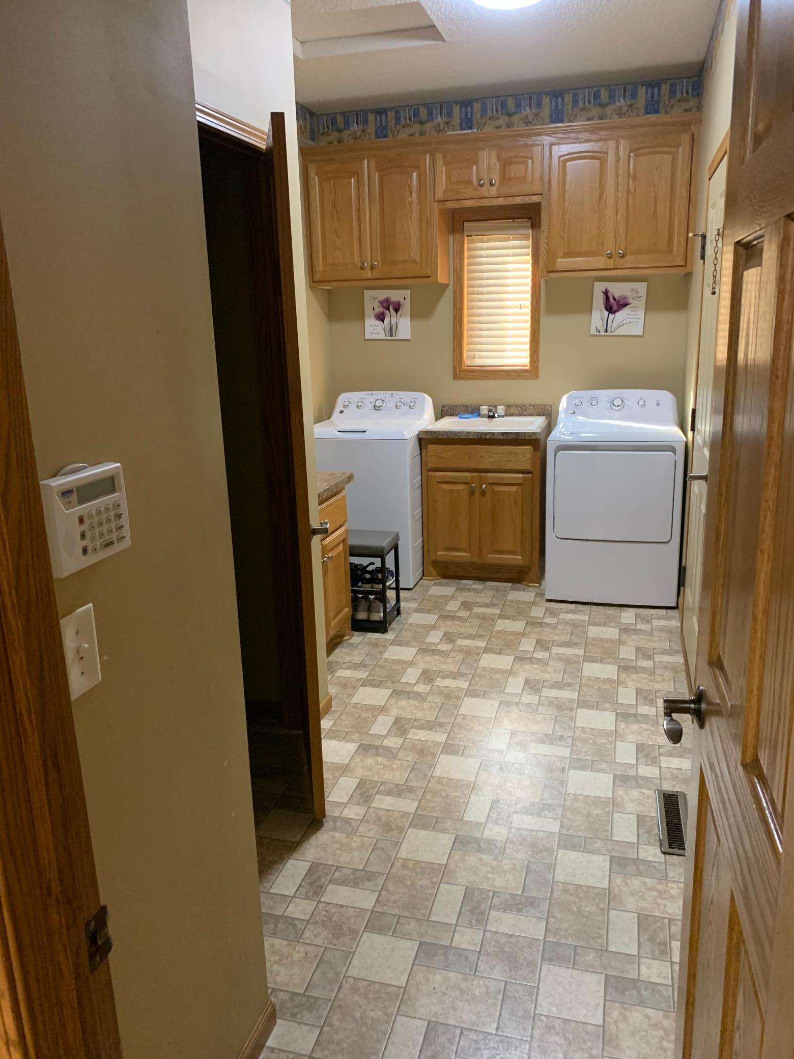 View of Residential at 13146 Kerry Street, Coon Rapids MN 55448, Coon Rapids (13 of 24) - Mike Wilen | Minnesota Team Real Estate