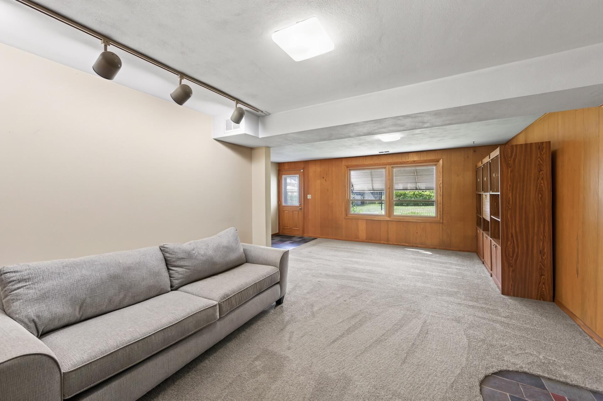 View of Residential at 3600 Downers Drive, Saint Anthony MN 55418, Saint Anthony (25 of 33) - Mike Wilen | Minnesota Team Real Estate