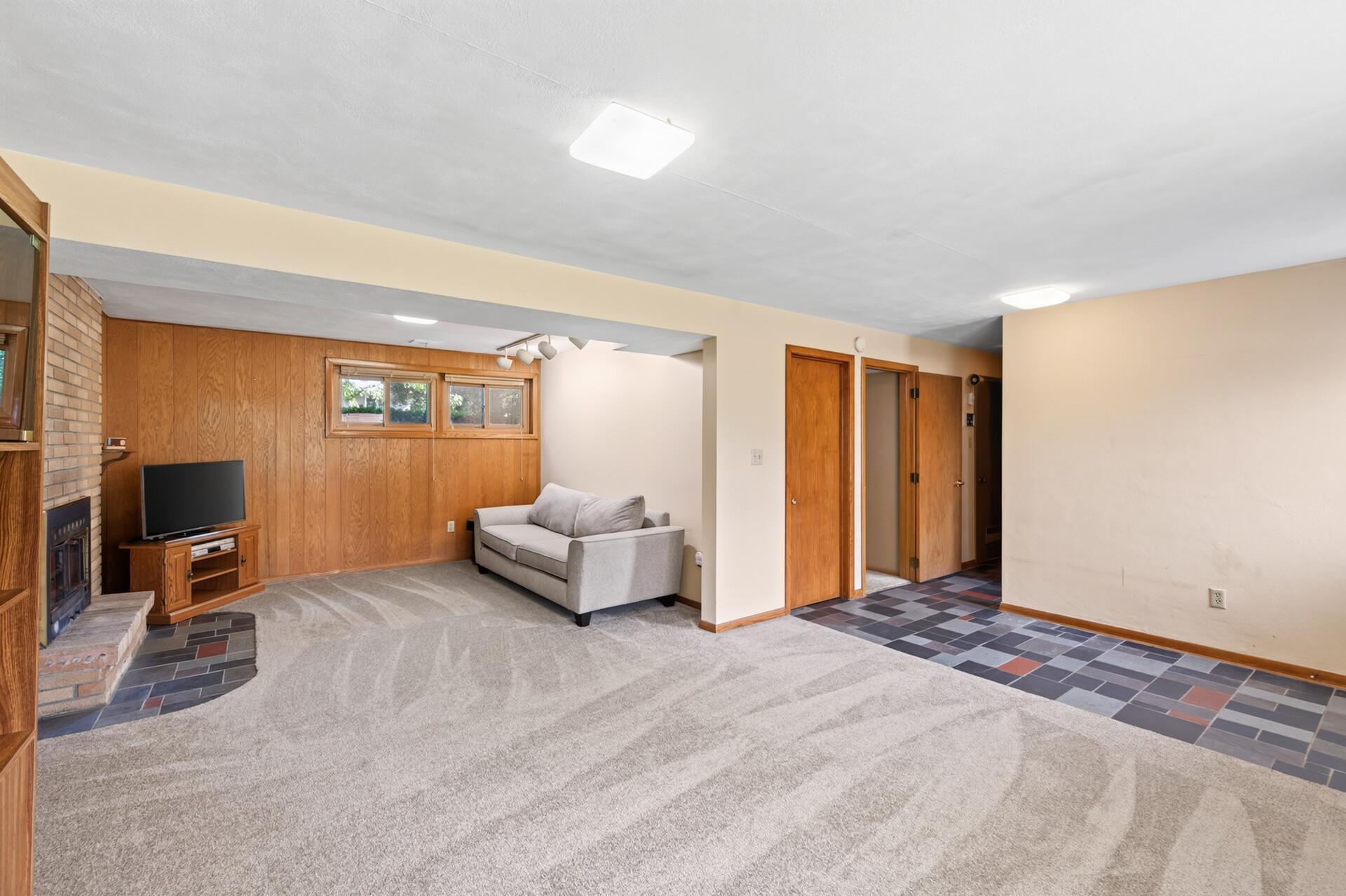 View of Residential at 3600 Downers Drive, Saint Anthony MN 55418, Saint Anthony (23 of 33) - Mike Wilen | Minnesota Team Real Estate