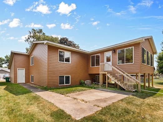 View of Residential at 3231 Meadowbrook Court, Vadnais Heights MN 55127, Vadnais Heights (22 of 37) - Mike Wilen | Minnesota Team Real Estate
