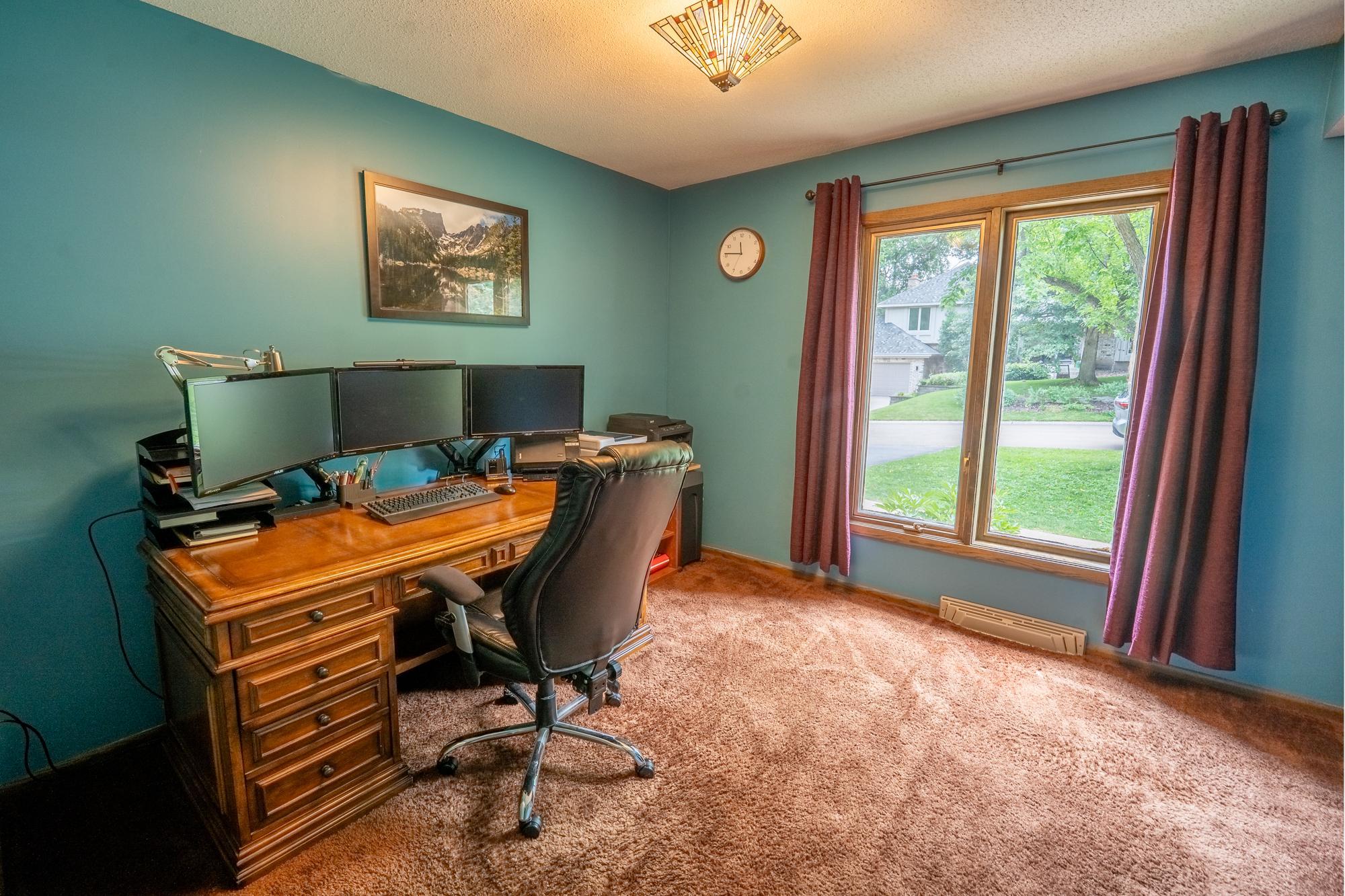 View of Residential at 9250 Talus Circle, Eden Prairie MN 55347, Eden Prairie (12 of 42) - Mike Wilen | Minnesota Team Real Estate