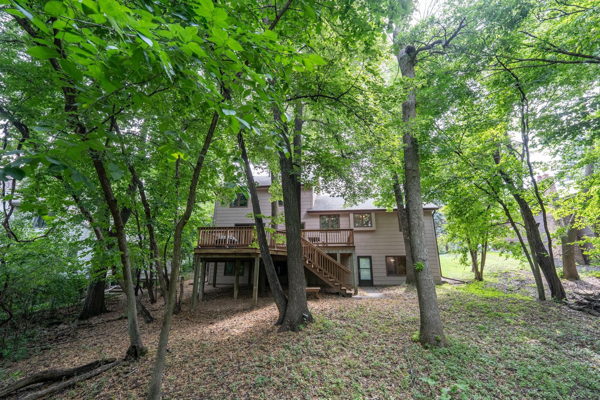 View of Residential at 9250 Talus Circle, Eden Prairie MN 55347, Eden Prairie (28 of 42) - Mike Wilen | Minnesota Team Real Estate