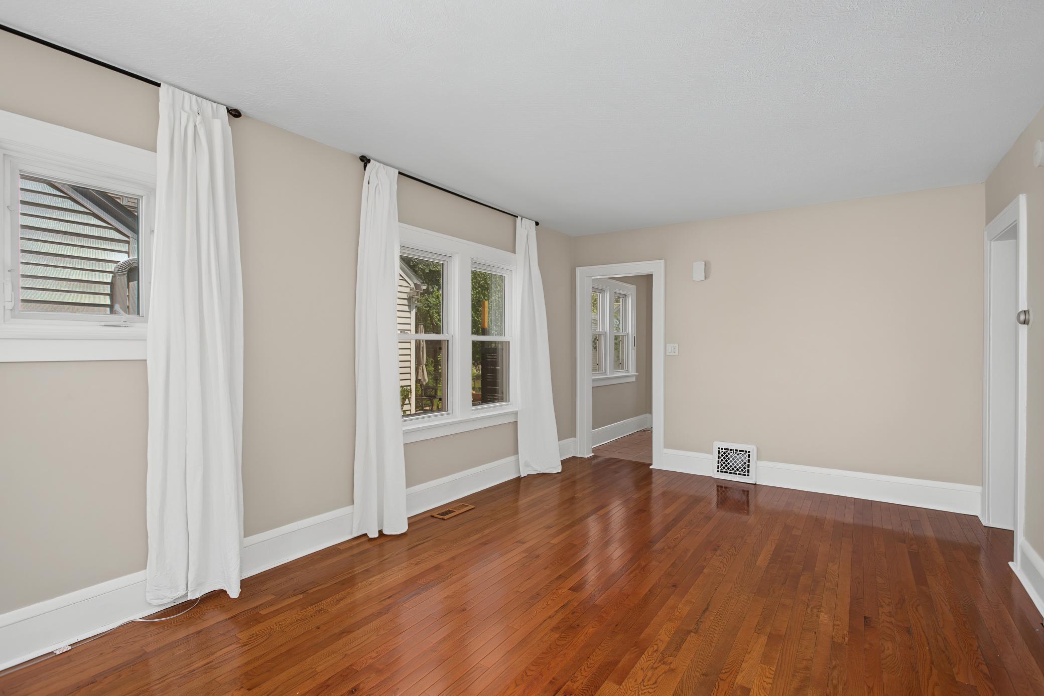 View of Residential at 5433 43rd Avenue, Minneapolis MN 55417, Minneapolis (21 of 46) - Mike Wilen | Minnesota Team Real Estate