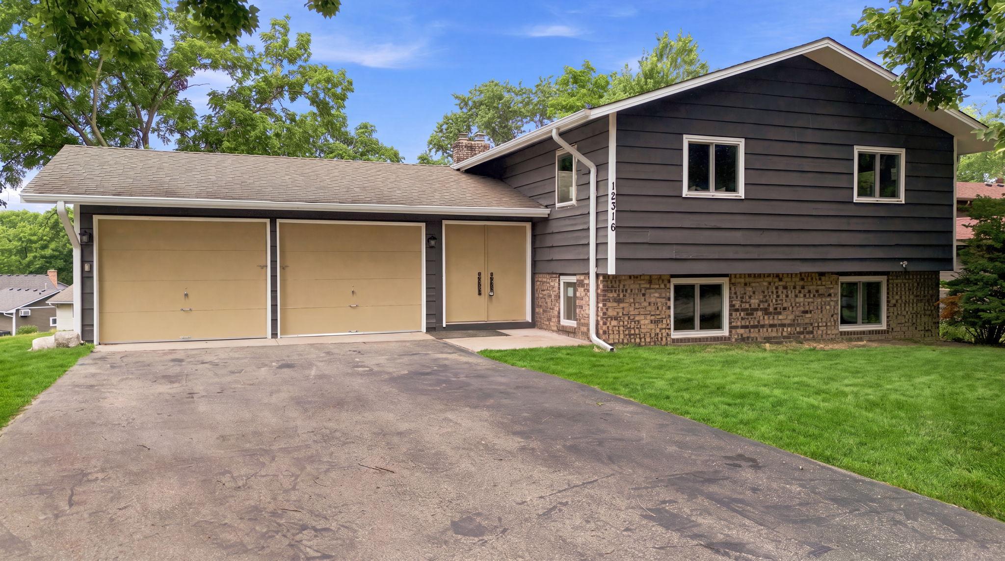 View of Residential at 12316 Villaburne Drive, Burnsville MN 55337, Burnsville - Mike Wilen | Minnesota Team Real Estate