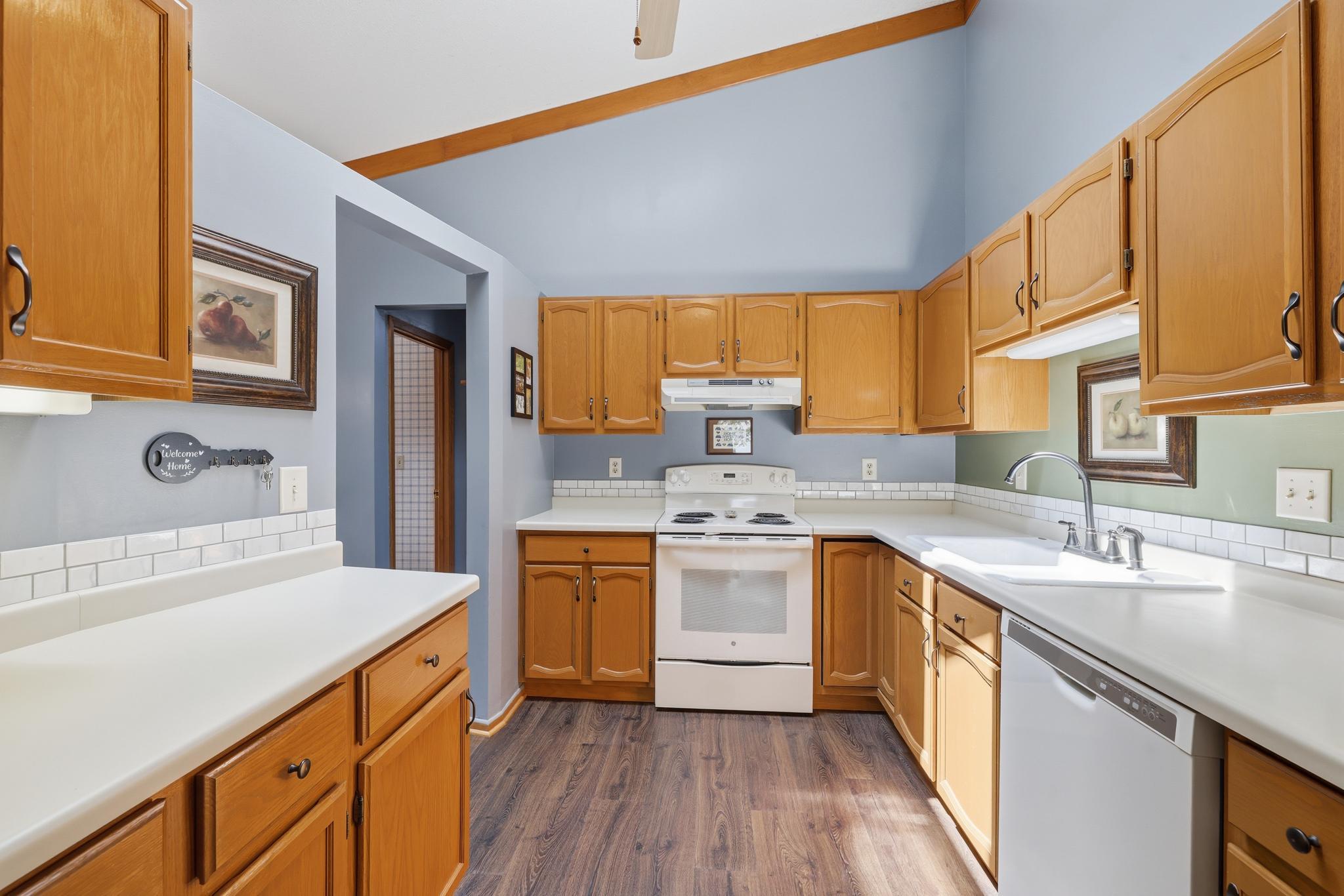 View of Residential at 3632 Gershwin Lane, Oakdale MN 55128, Oakdale (15 of 27) - Mike Wilen | Minnesota Team Real Estate