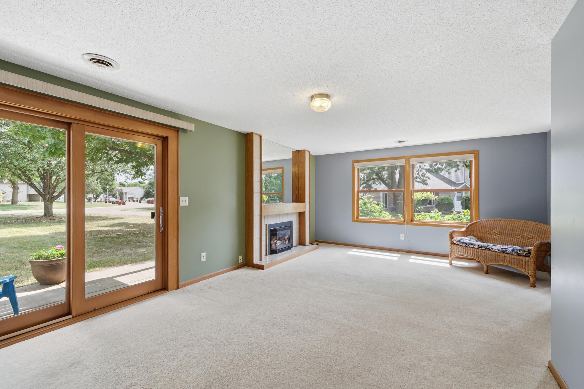 View of Residential at 3632 Gershwin Lane, Oakdale MN 55128, Oakdale (23 of 27) - Mike Wilen | Minnesota Team Real Estate