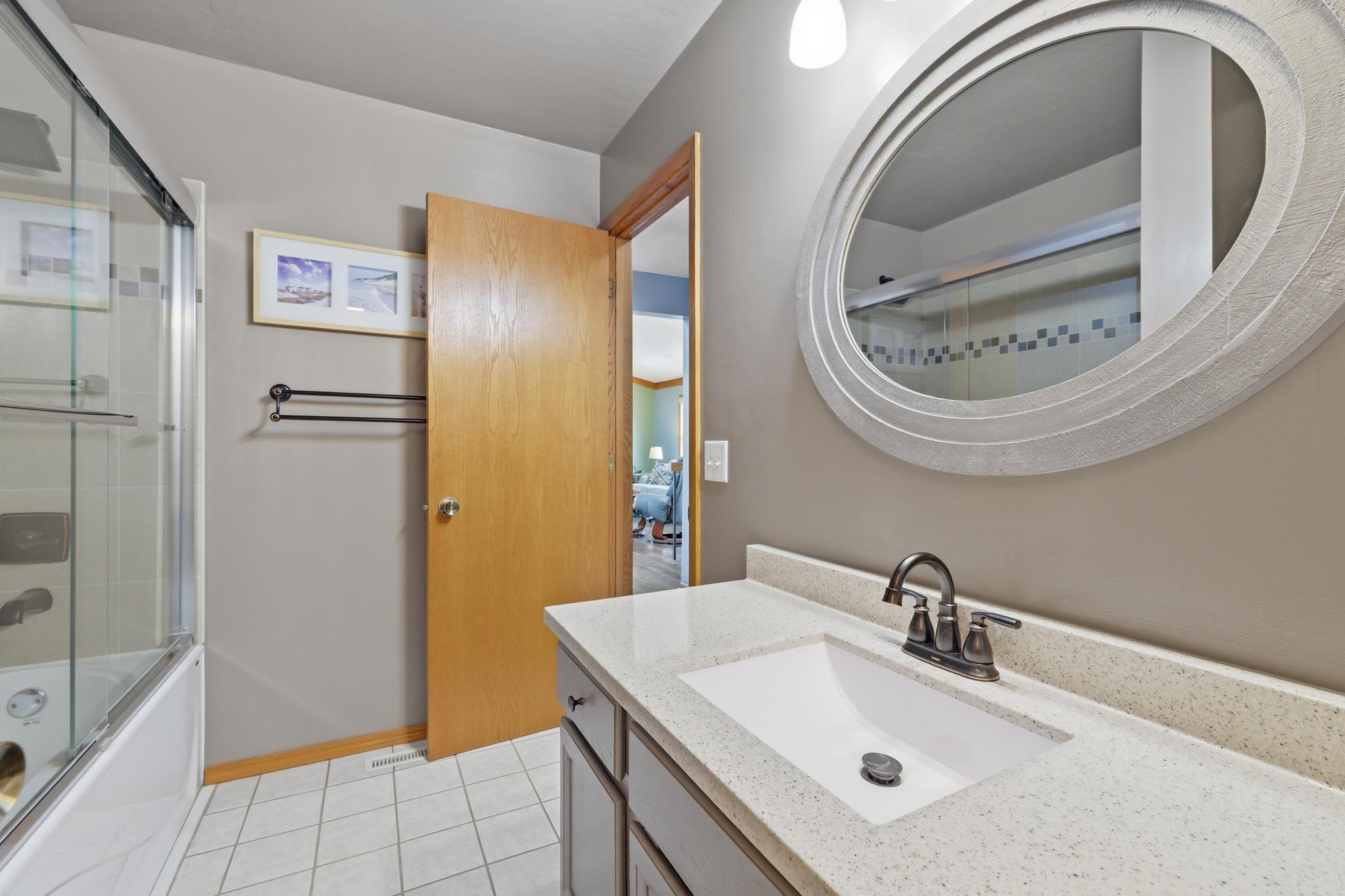 View of Residential at 3632 Gershwin Lane, Oakdale MN 55128, Oakdale (17 of 27) - Mike Wilen | Minnesota Team Real Estate