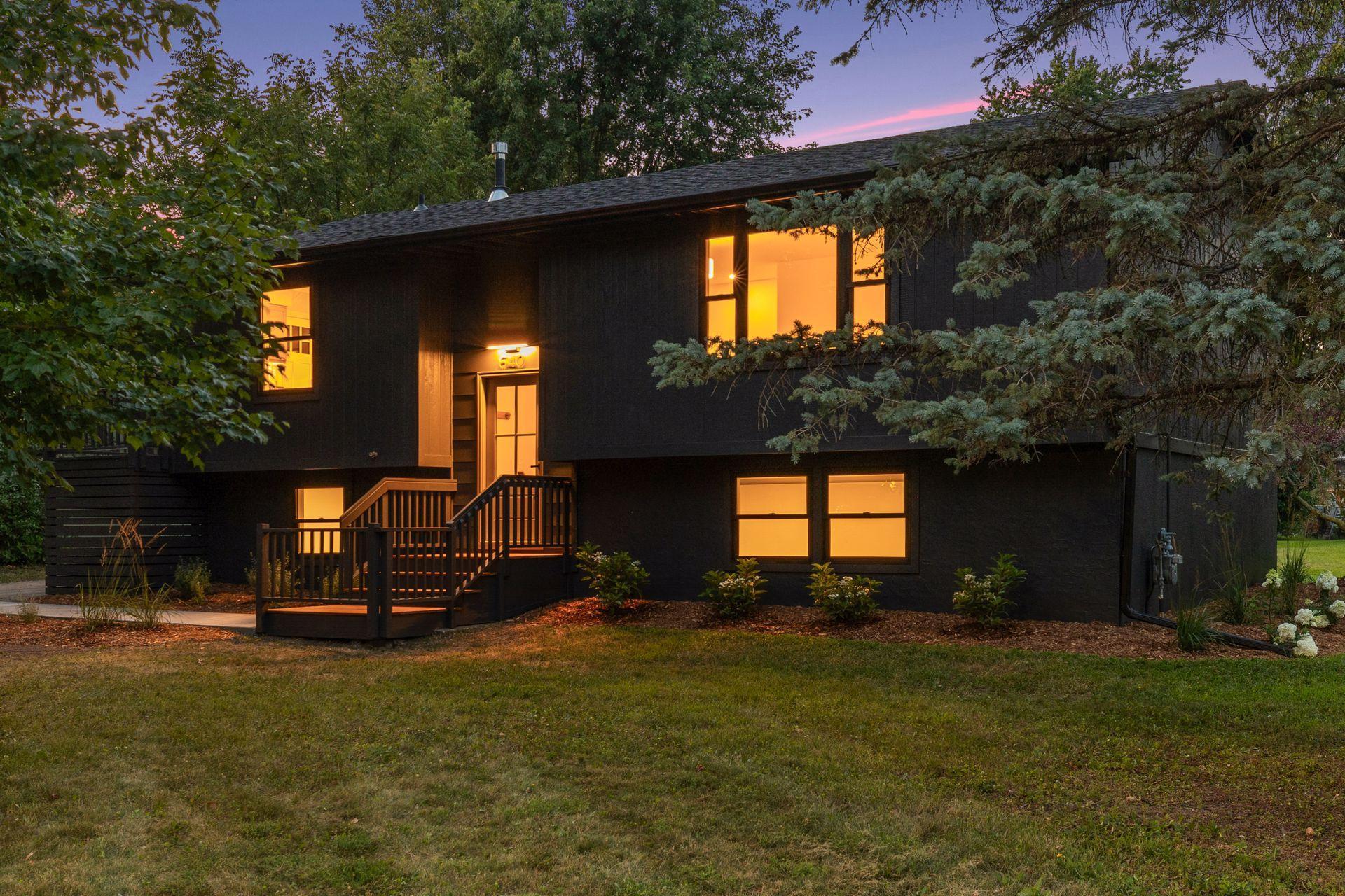 View of Residential at 640 Grospoint Lane, Oakdale MN 55128, Oakdale (37 of 44) - Mike Wilen | Minnesota Team Real Estate