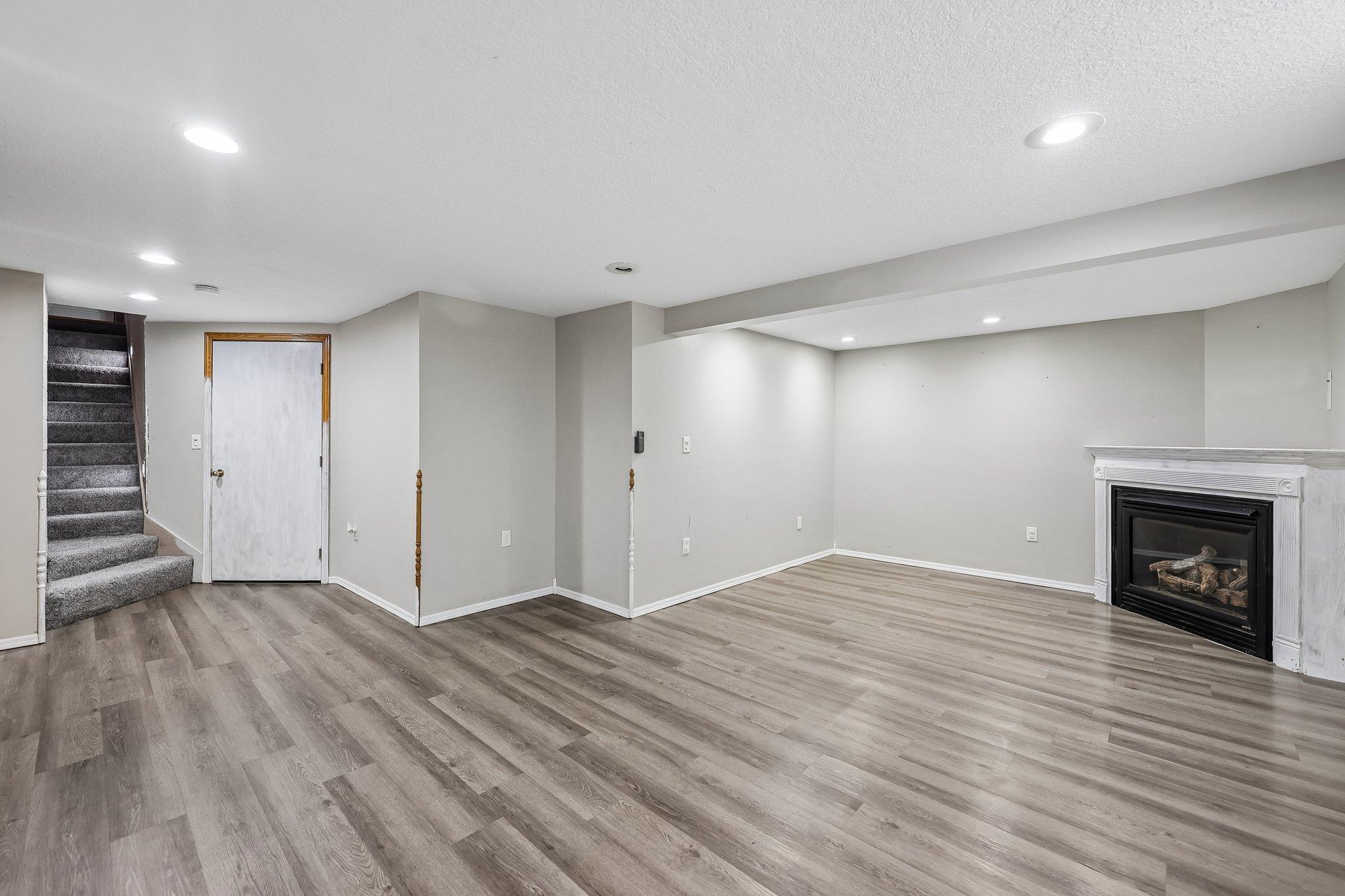 View of Residential at 5563 Main Avenue, Albertville MN 55301, Albertville (20 of 34) - Mike Wilen | Minnesota Team Real Estate