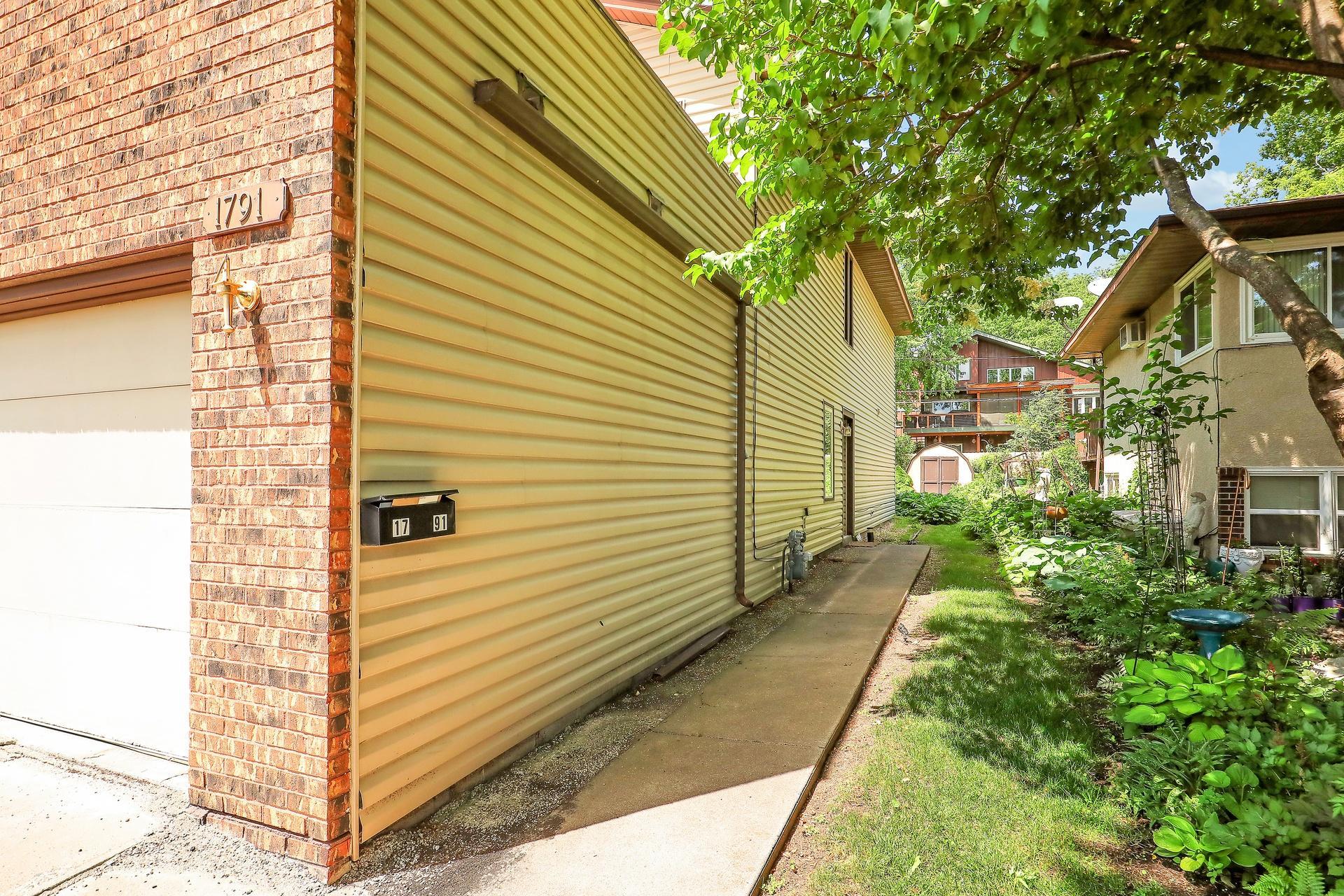 View of Residential at 1791 Morgan Avenue, Saint Paul MN 55116, Saint Paul (38 of 42) - Mike Wilen | Minnesota Team Real Estate