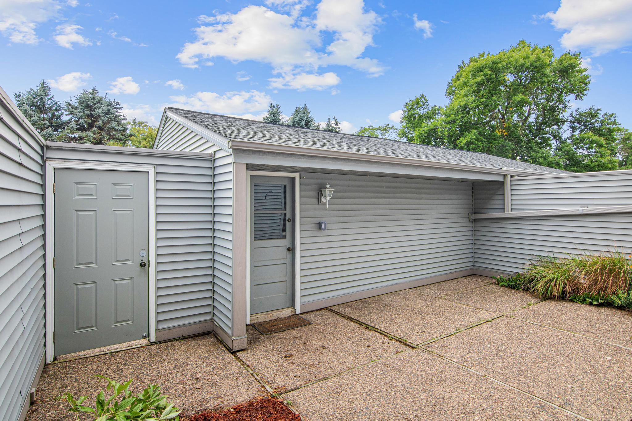View of Residential at 2646 Mackubin Street, Roseville MN 55113, Roseville (23 of 27) - Mike Wilen | Minnesota Team Real Estate