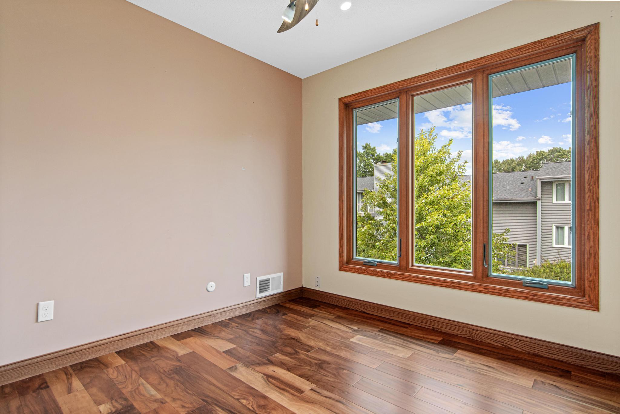 View of Residential at 2646 Mackubin Street, Roseville MN 55113, Roseville (11 of 27) - Mike Wilen | Minnesota Team Real Estate