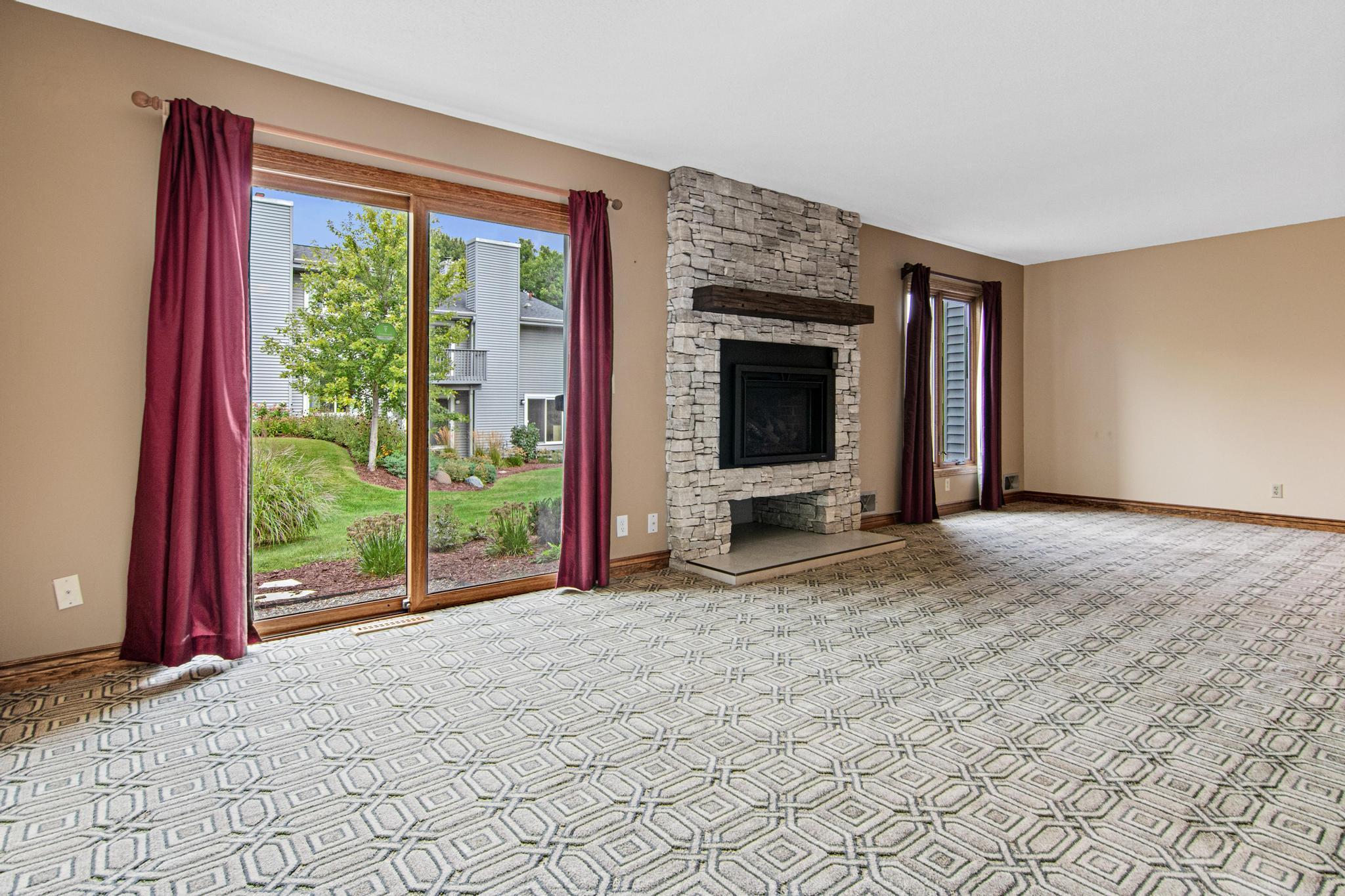 View of Residential at 2646 Mackubin Street, Roseville MN 55113, Roseville (7 of 27) - Mike Wilen | Minnesota Team Real Estate