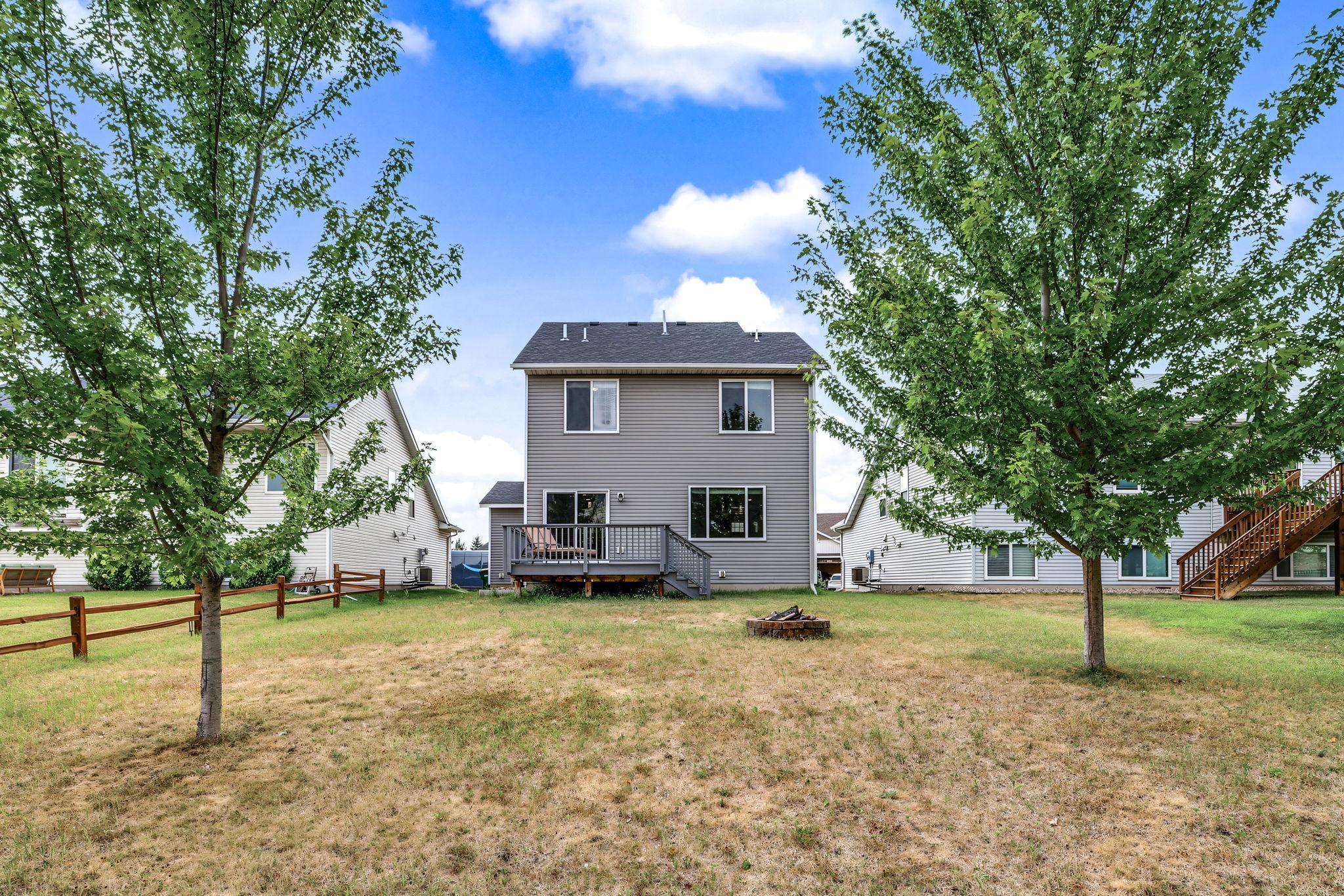 View of Residential at 9415 Toledo Lane, Brooklyn Park MN 55443, Brooklyn Park (33 of 34) - Mike Wilen | Minnesota Team Real Estate